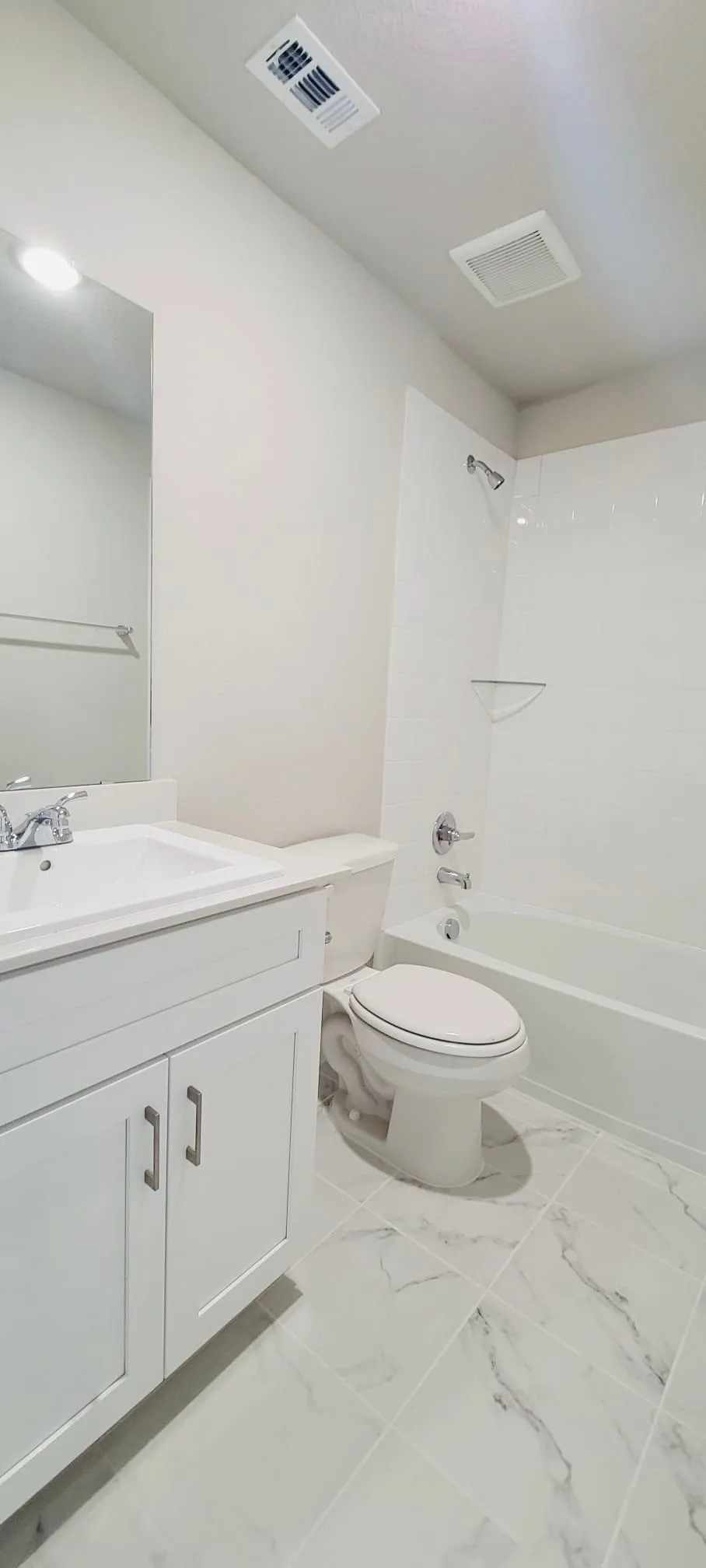 Single Family Residence For Rent in Collin County , 2533 Gaulding Street, Royse City, Texas 75189, 3 Bedroom, 3 Bathroom, 2 Garage spaces, 1,939 Sqft, built in 2022, mls#21403152, Real Estate Agent in Royse City, Homes For Rent in Collin county, Homes For Rent in Royse City, Realtor in Royse City Texas, Real Estate Brokerage Independent Realty Texas, Luminita Cordes Realtor
