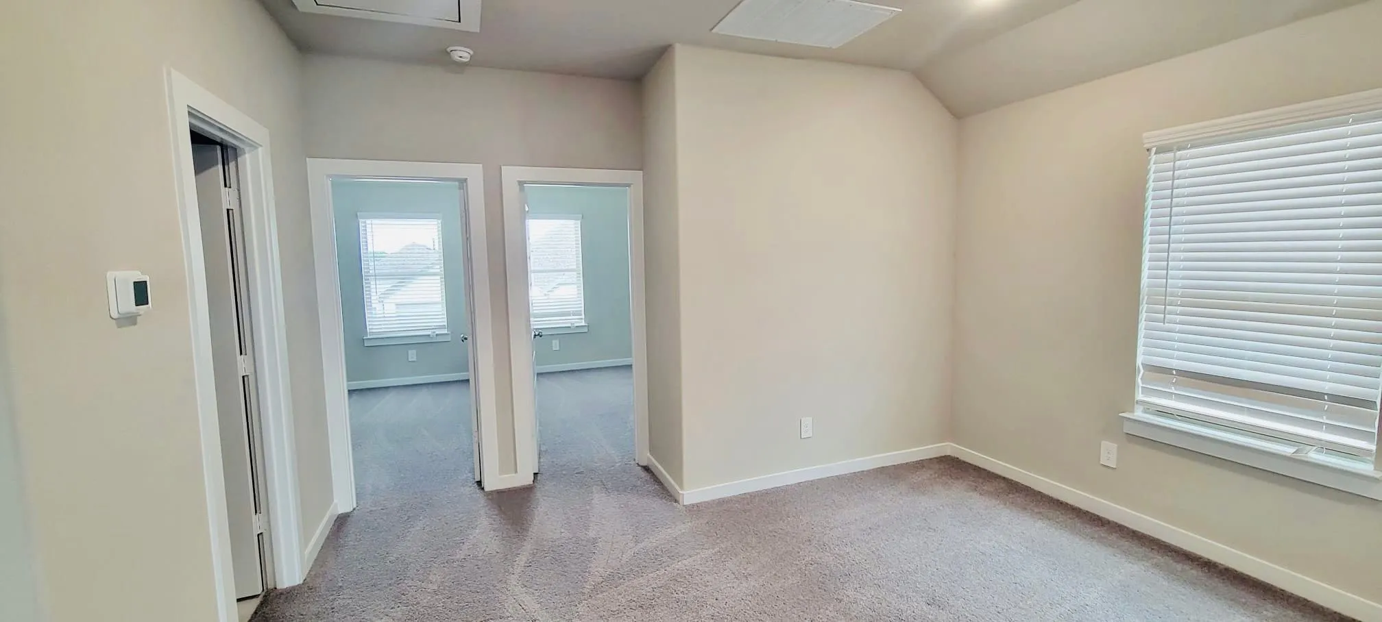 Single Family Residence For Rent in Collin County , 2533 Gaulding Street, Royse City, Texas 75189, 3 Bedroom, 3 Bathroom, 2 Garage spaces, 1,939 Sqft, built in 2022, mls#21403152, Real Estate Agent in Royse City, Homes For Rent in Collin county, Homes For Rent in Royse City, Realtor in Royse City Texas, Real Estate Brokerage Independent Realty Texas, Luminita Cordes Realtor