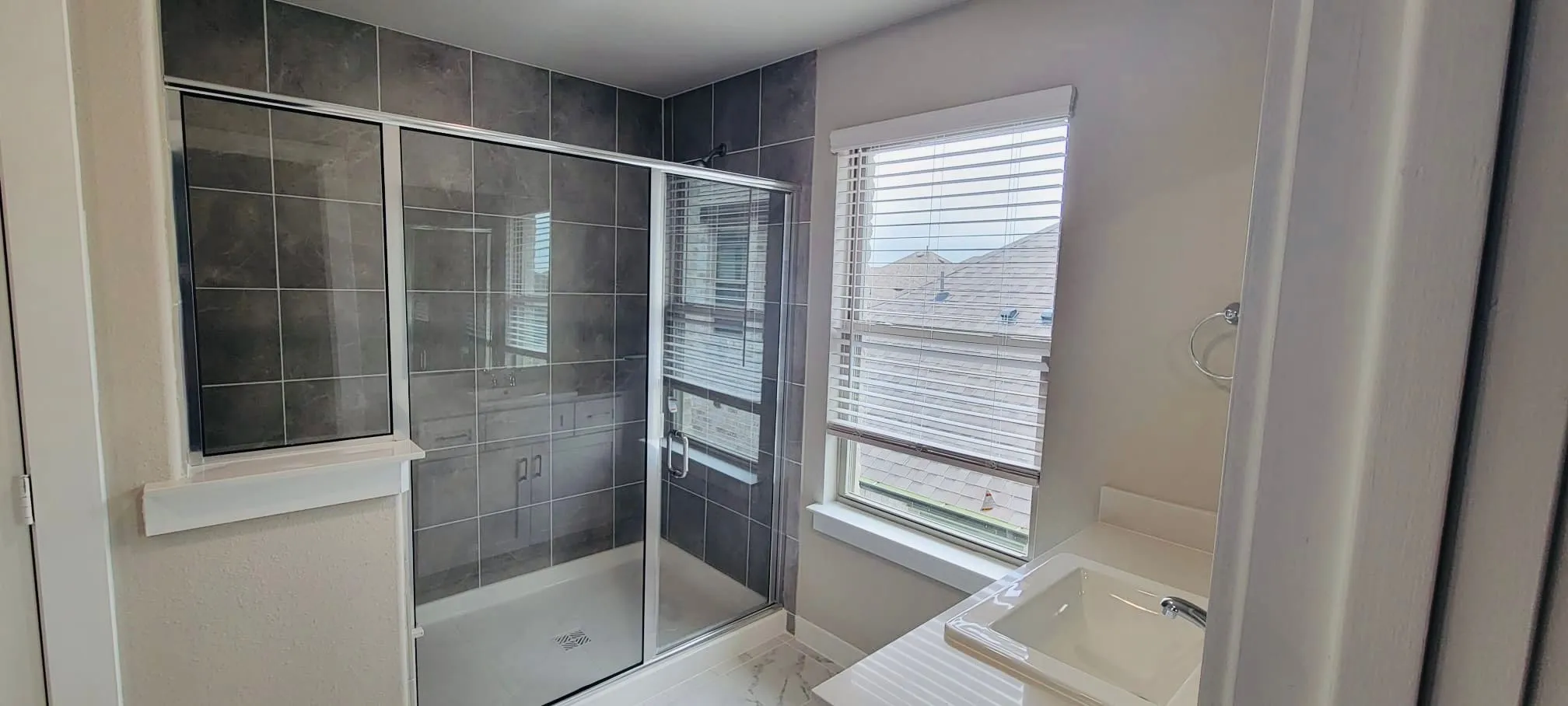 Single Family Residence For Rent in Collin County , 2533 Gaulding Street, Royse City, Texas 75189, 3 Bedroom, 3 Bathroom, 2 Garage spaces, 1,939 Sqft, built in 2022, mls#21403152, Real Estate Agent in Royse City, Homes For Rent in Collin county, Homes For Rent in Royse City, Realtor in Royse City Texas, Real Estate Brokerage Independent Realty Texas, Luminita Cordes Realtor