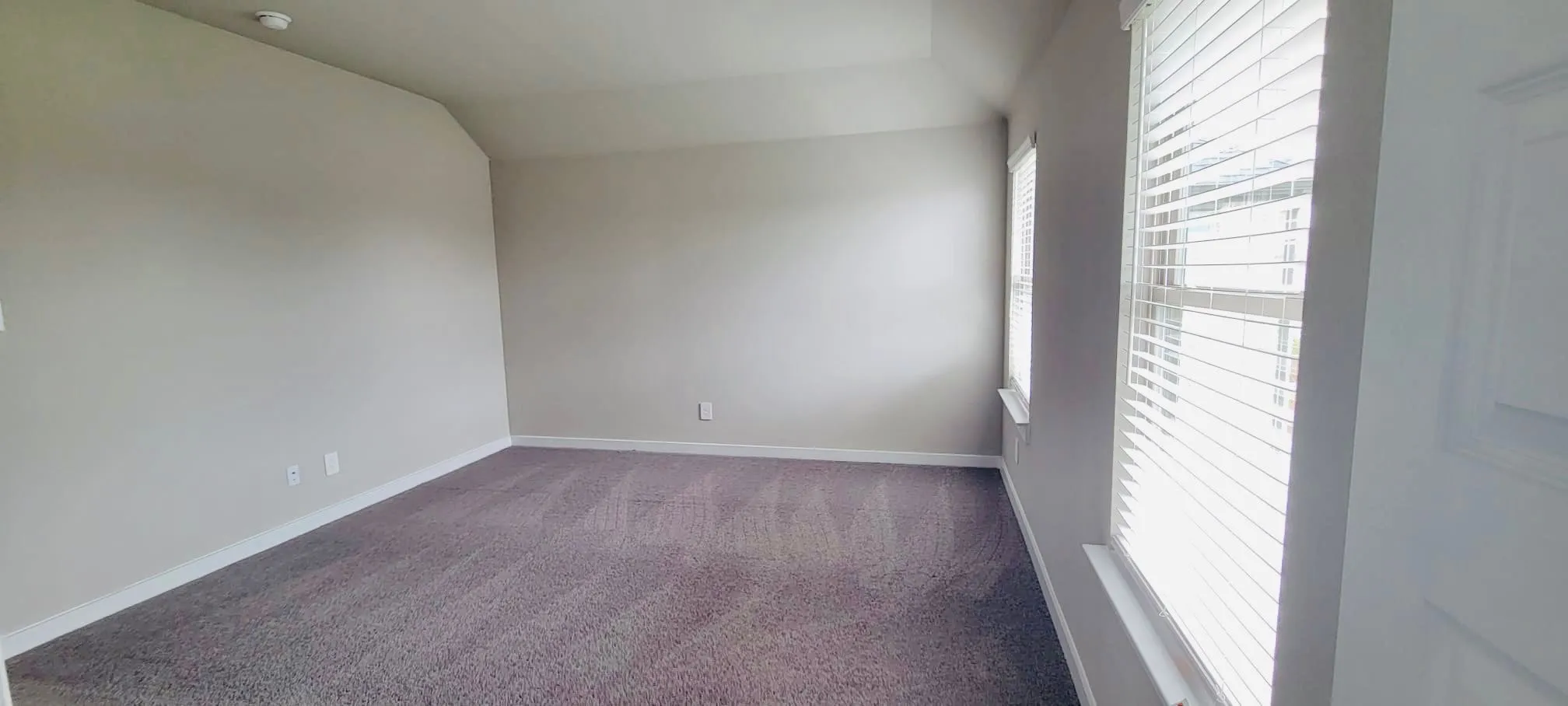 Single Family Residence For Rent in Collin County , 2533 Gaulding Street, Royse City, Texas 75189, 3 Bedroom, 3 Bathroom, 2 Garage spaces, 1,939 Sqft, built in 2022, mls#21403152, Real Estate Agent in Royse City, Homes For Rent in Collin county, Homes For Rent in Royse City, Realtor in Royse City Texas, Real Estate Brokerage Independent Realty Texas, Luminita Cordes Realtor