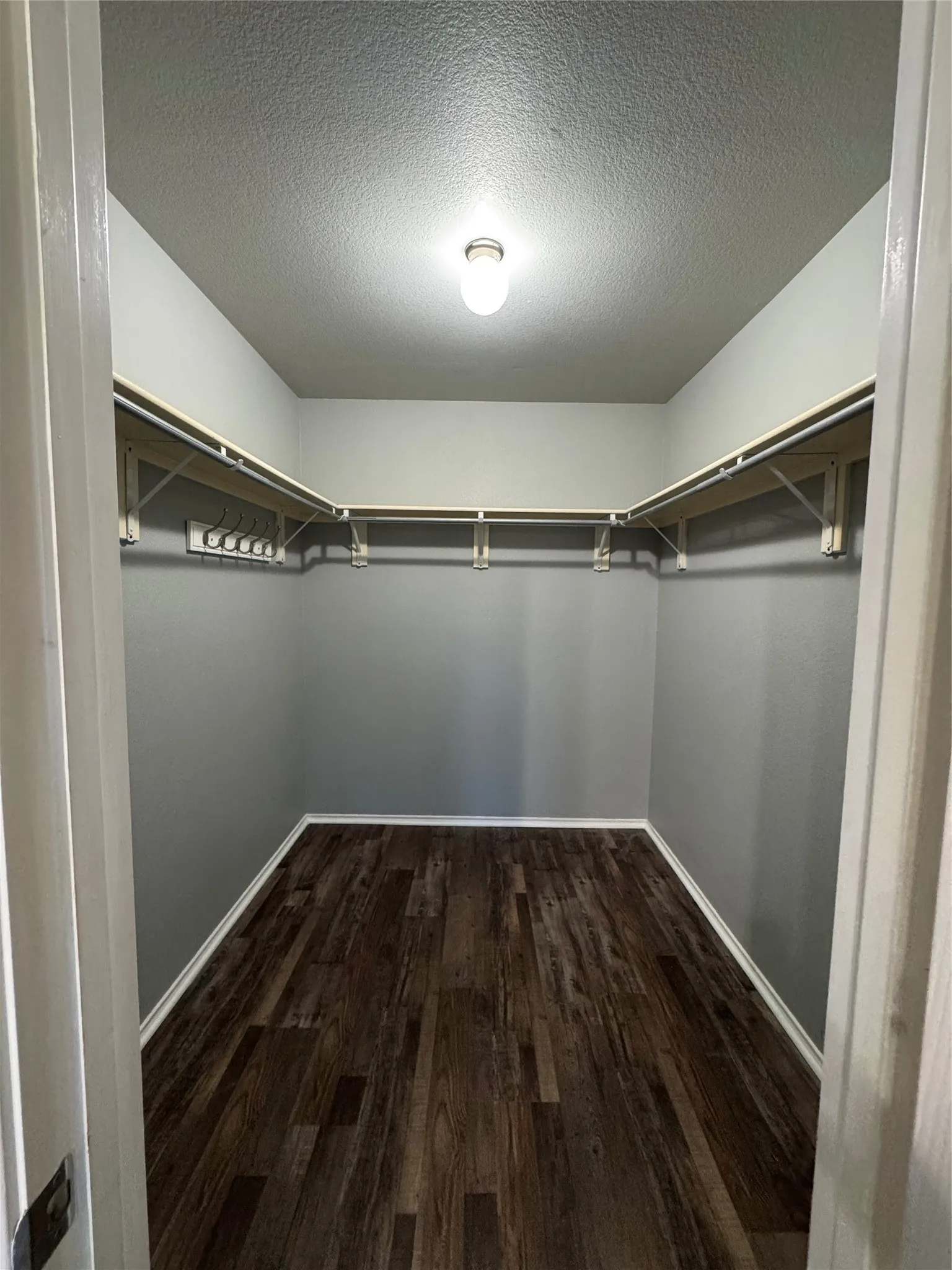 Single Family Residence For Sale in Kaufman County , 106 Greenfield Trail, Forney, Texas 75126, 3 Bedroom, 2 Bathroom, 2 Garage spaces, 1,841 Sqft, built in 2004, mls#21402331, Real Estate Agent in Forney, Homes For Sale in Kaufman county, Homes For Sale in Forney, Realtor in Forney Texas, Real Estate Brokerage Independent Realty Texas, Luminita Cordes Realtor