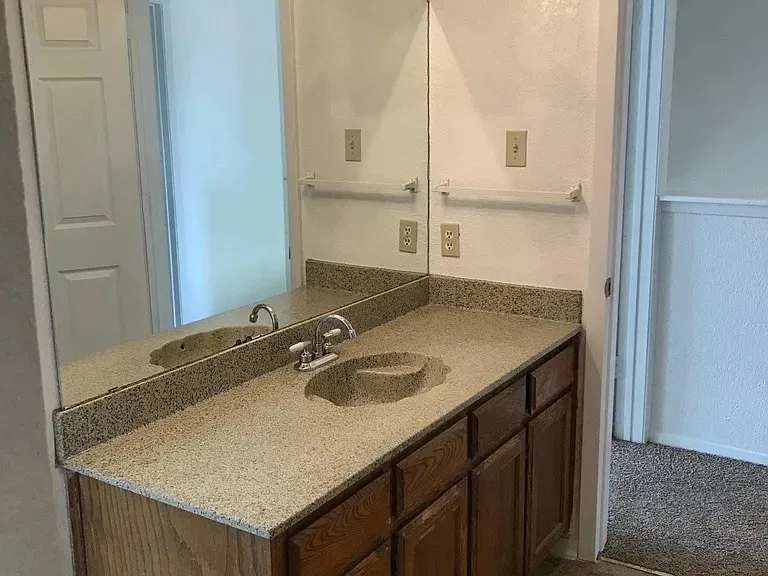 Quadruplex For Rent in Tarrant County , 3072 W Sycamore Circle 3072, Euless, Texas 76040, 2 Bedroom, 2 Bathroom, Garage spaces, 4,146 Sqft, built in 1984, mls#21402729, Real Estate Agent in Euless, Homes For Rent in Tarrant county, Homes For Rent in Euless, Realtor in Euless Texas, Real Estate Brokerage Independent Realty Texas, Luminita Cordes Realtor