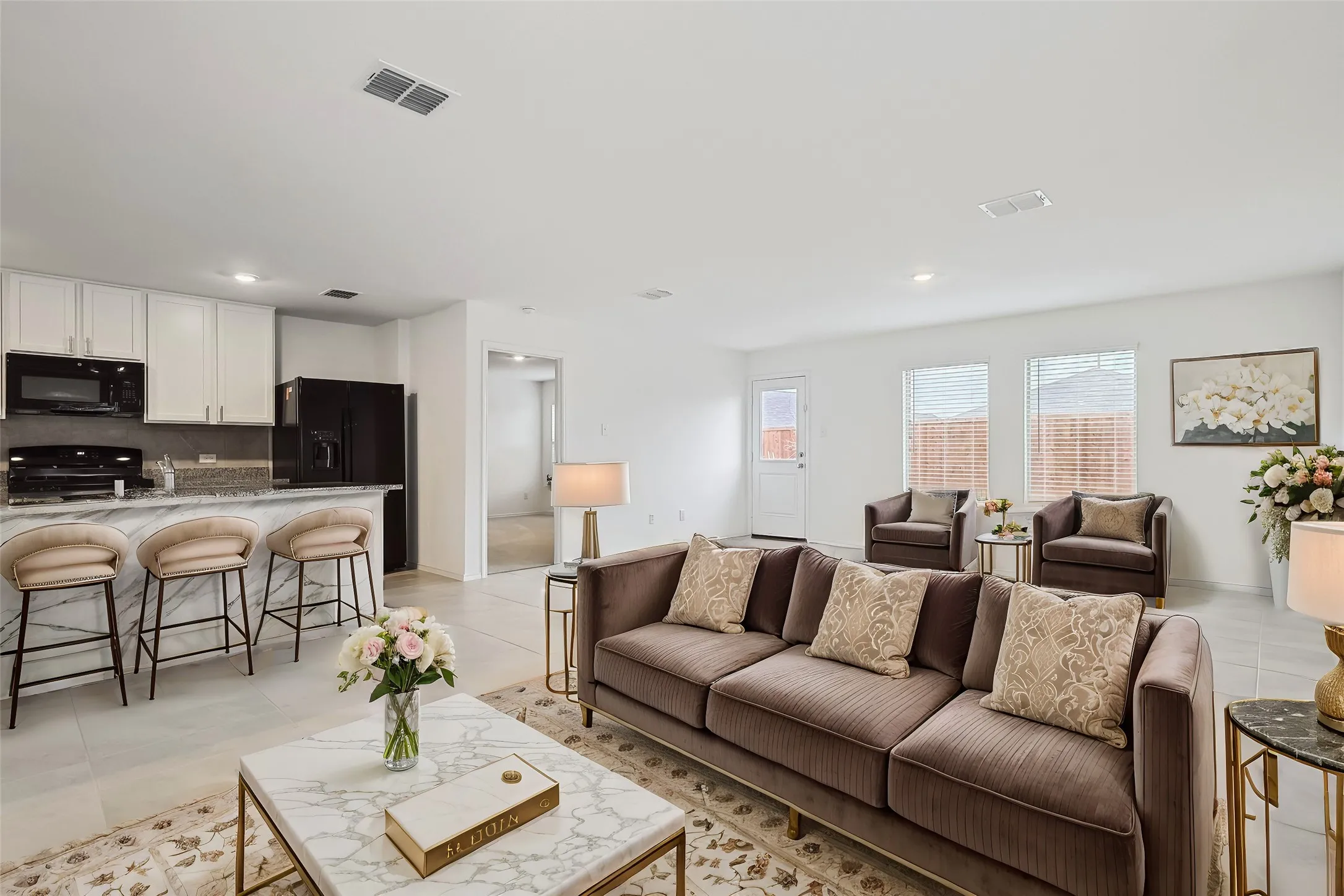 Single Family Residence For Rent in Denton County , 2812 Ozark Circle, Little Elm, Texas 75068, 4 Bedroom, 2 Bathroom, 2 Garage spaces, 1,858 Sqft, built in 2024, mls#21403050, Real Estate Agent in Little Elm, Homes For Rent in Denton county, Homes For Rent in Little Elm, Realtor in Little Elm Texas, Real Estate Brokerage Independent Realty Texas, Luminita Cordes Realtor