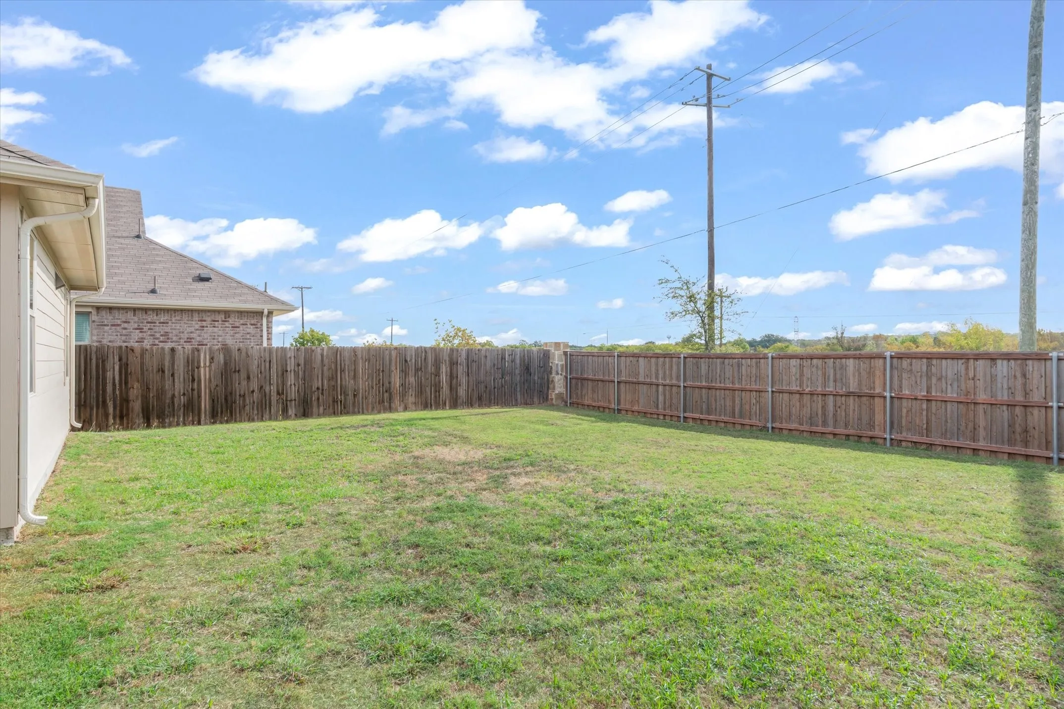 Single Family Residence For Sale in Kaufman County , 5404 Montrose Drive, Forney, Texas 75126, 3 Bedroom, 2 Bathroom, 2 Garage spaces, 1,430 Sqft, built in 2022, mls#21403106, Real Estate Agent in Forney, Homes For Sale in Kaufman county, Homes For Sale in Forney, Realtor in Forney Texas, Real Estate Brokerage Independent Realty Texas, Luminita Cordes Realtor