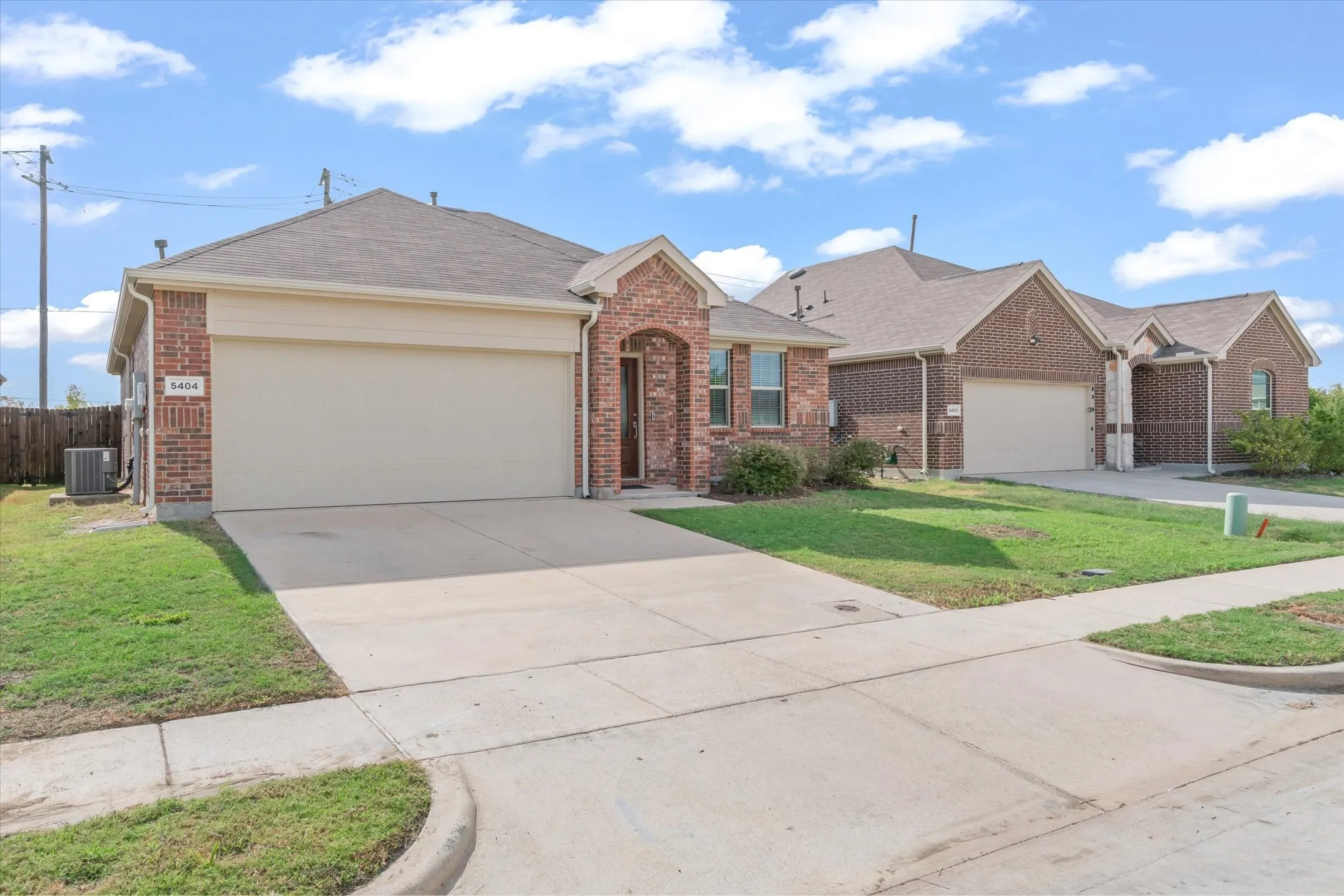 Single Family Residence For Sale in Kaufman County , 5404 Montrose Drive, Forney, Texas 75126, 3 Bedroom, 2 Bathroom, 2 Garage spaces, 1,430 Sqft, built in 2022, mls#21403106, Real Estate Agent in Forney, Homes For Sale in Kaufman county, Homes For Sale in Forney, Realtor in Forney Texas, Real Estate Brokerage Independent Realty Texas, Luminita Cordes Realtor