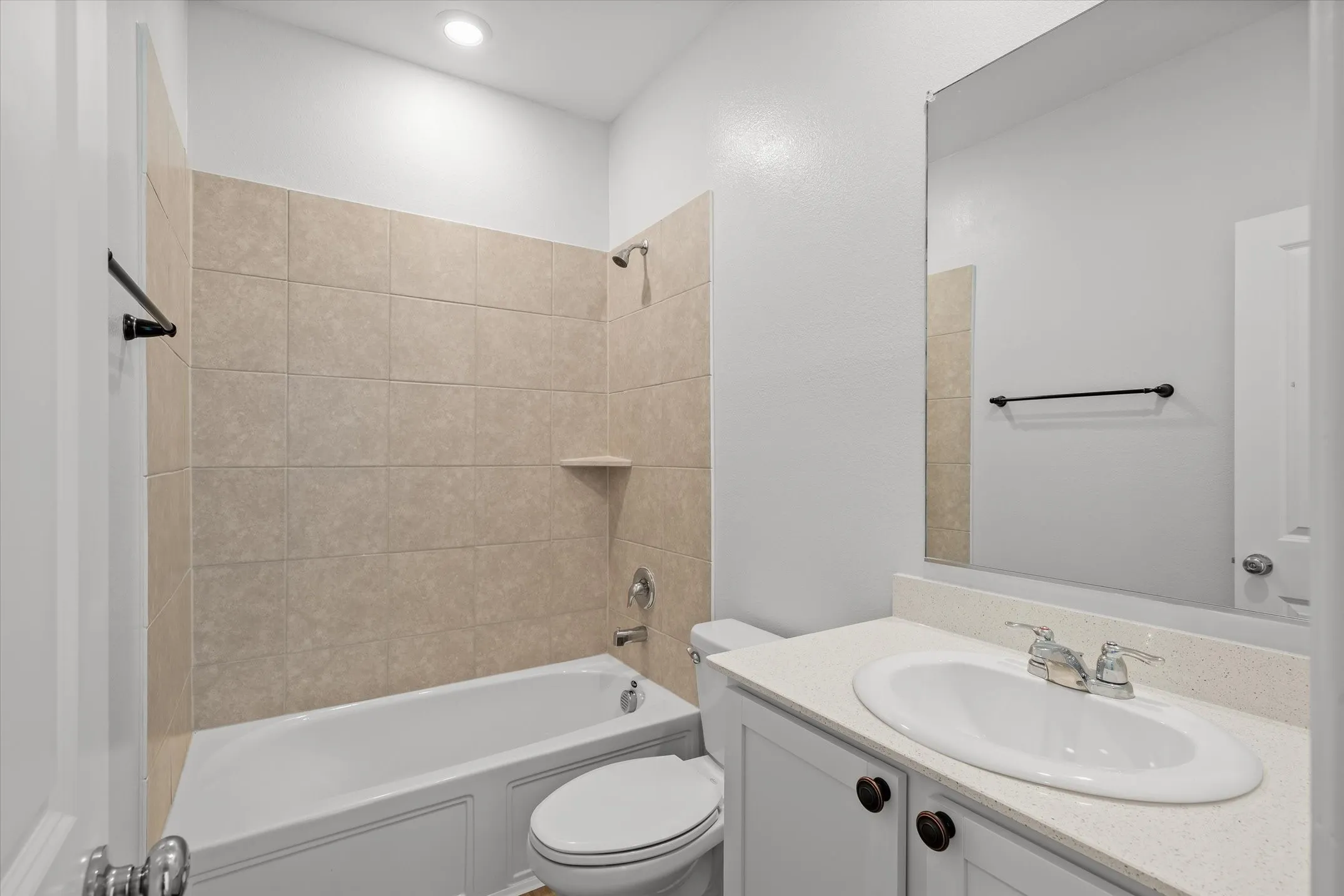 Single Family Residence For Sale in Kaufman County , 5404 Montrose Drive, Forney, Texas 75126, 3 Bedroom, 2 Bathroom, 2 Garage spaces, 1,430 Sqft, built in 2022, mls#21403106, Real Estate Agent in Forney, Homes For Sale in Kaufman county, Homes For Sale in Forney, Realtor in Forney Texas, Real Estate Brokerage Independent Realty Texas, Luminita Cordes Realtor
