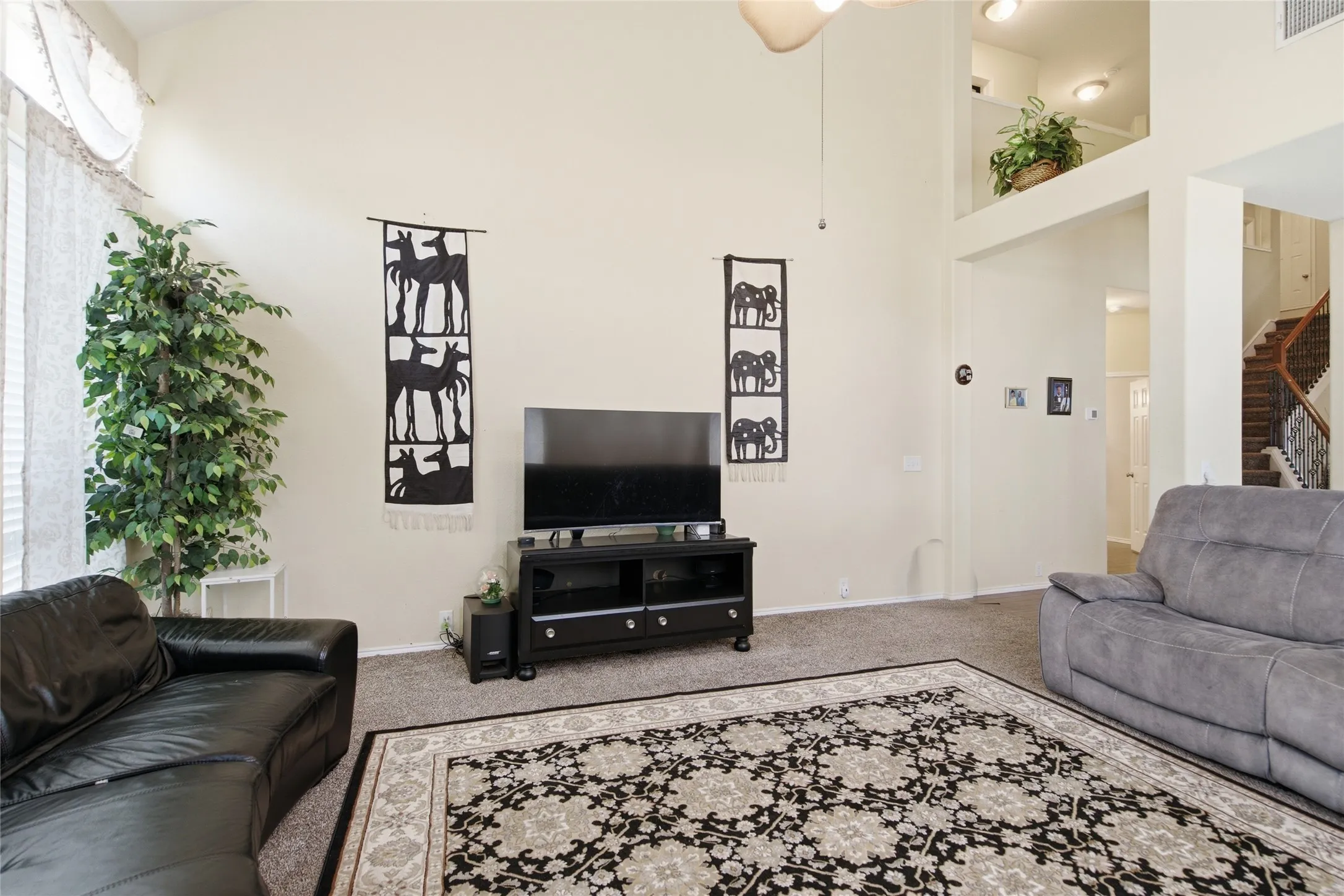 Single Family Residence For Sale in Denton County , 11117 Silver Horn Drive, Frisco, Texas 75033, 5 Bedroom, 4 Bathroom, 2 Garage spaces, 3,781 Sqft, built in 2005, mls#21403183, Real Estate Agent in Frisco, Homes For Sale in Denton county, Homes For Sale in Frisco, Realtor in Frisco Texas, Real Estate Brokerage Independent Realty Texas, Luminita Cordes Realtor