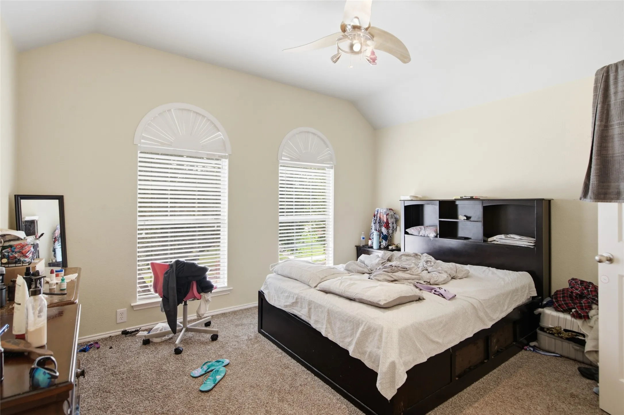 Single Family Residence For Sale in Denton County , 11117 Silver Horn Drive, Frisco, Texas 75033, 5 Bedroom, 4 Bathroom, 2 Garage spaces, 3,781 Sqft, built in 2005, mls#21403183, Real Estate Agent in Frisco, Homes For Sale in Denton county, Homes For Sale in Frisco, Realtor in Frisco Texas, Real Estate Brokerage Independent Realty Texas, Luminita Cordes Realtor