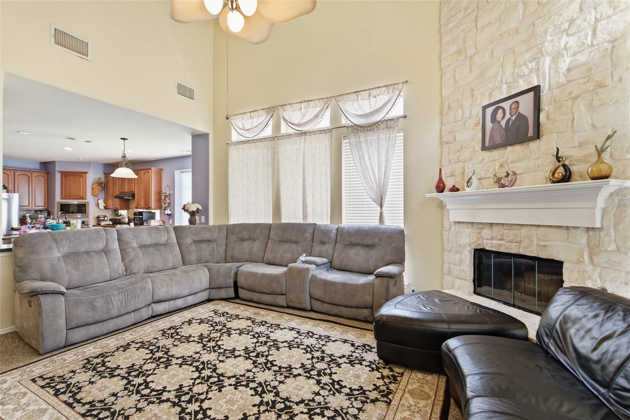 Single Family Residence For Sale in Denton County , 11117 Silver Horn Drive, Frisco, Texas 75033, 5 Bedroom, 4 Bathroom, 2 Garage spaces, 3,781 Sqft, built in 2005, mls#21403183, Real Estate Agent in Frisco, Homes For Sale in Denton county, Homes For Sale in Frisco, Realtor in Frisco Texas, Real Estate Brokerage Independent Realty Texas, Luminita Cordes Realtor