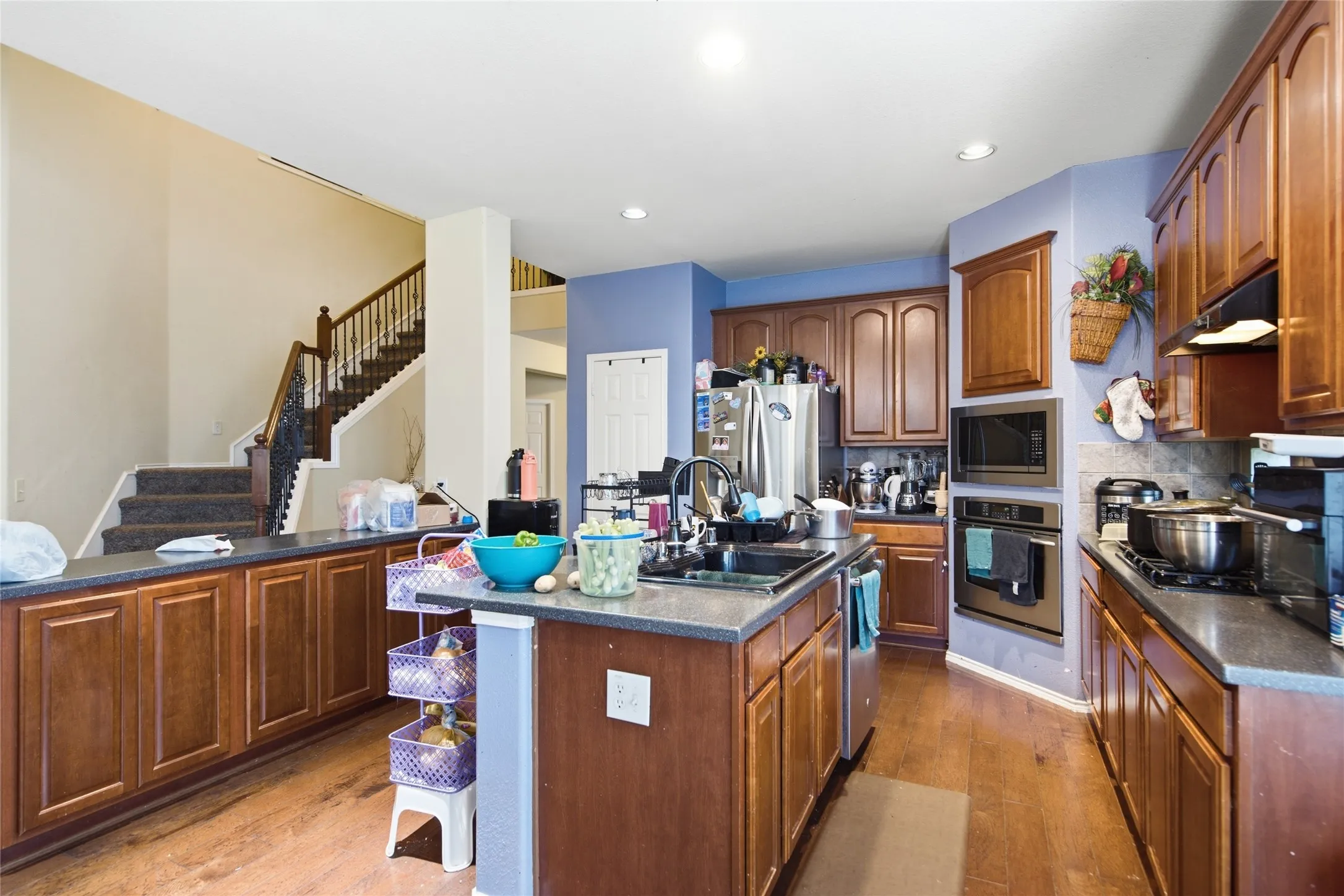 Single Family Residence For Sale in Denton County , 11117 Silver Horn Drive, Frisco, Texas 75033, 5 Bedroom, 4 Bathroom, 2 Garage spaces, 3,781 Sqft, built in 2005, mls#21403183, Real Estate Agent in Frisco, Homes For Sale in Denton county, Homes For Sale in Frisco, Realtor in Frisco Texas, Real Estate Brokerage Independent Realty Texas, Luminita Cordes Realtor