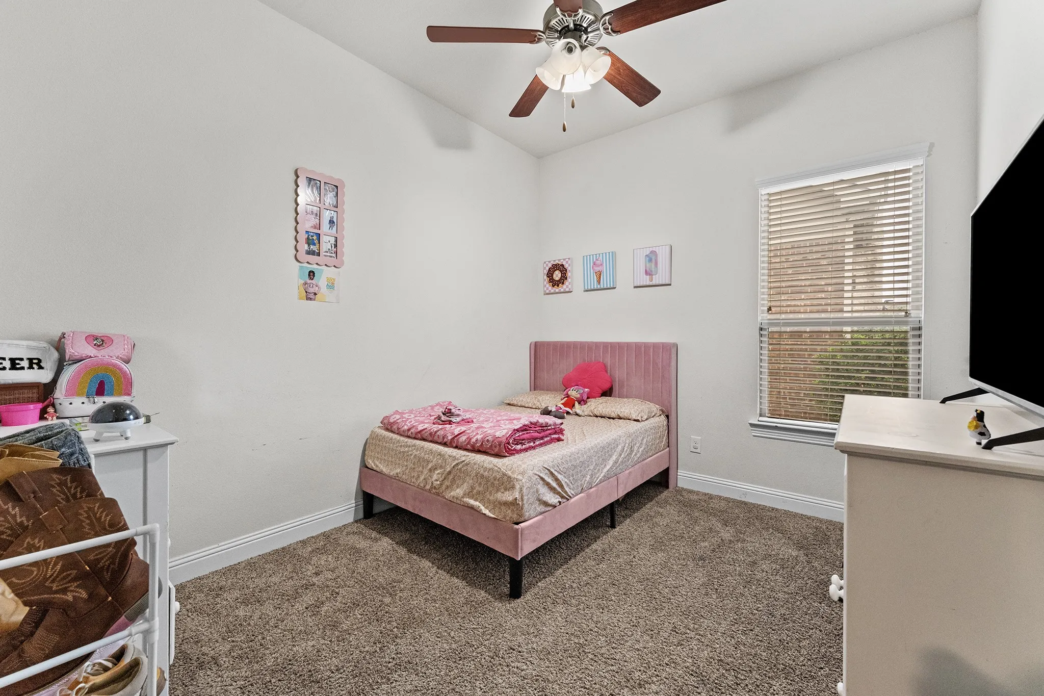 Single Family Residence For Rent in Denton County , 16313 Brayton Road, Frisco, Texas 75036, 3 Bedroom, 2 Bathroom, 2 Garage spaces, 2,041 Sqft, built in 2018, mls#21403184, Real Estate Agent in Frisco, Homes For Rent in Denton county, Homes For Rent in Frisco, Realtor in Frisco Texas, Real Estate Brokerage Independent Realty Texas, Luminita Cordes Realtor
