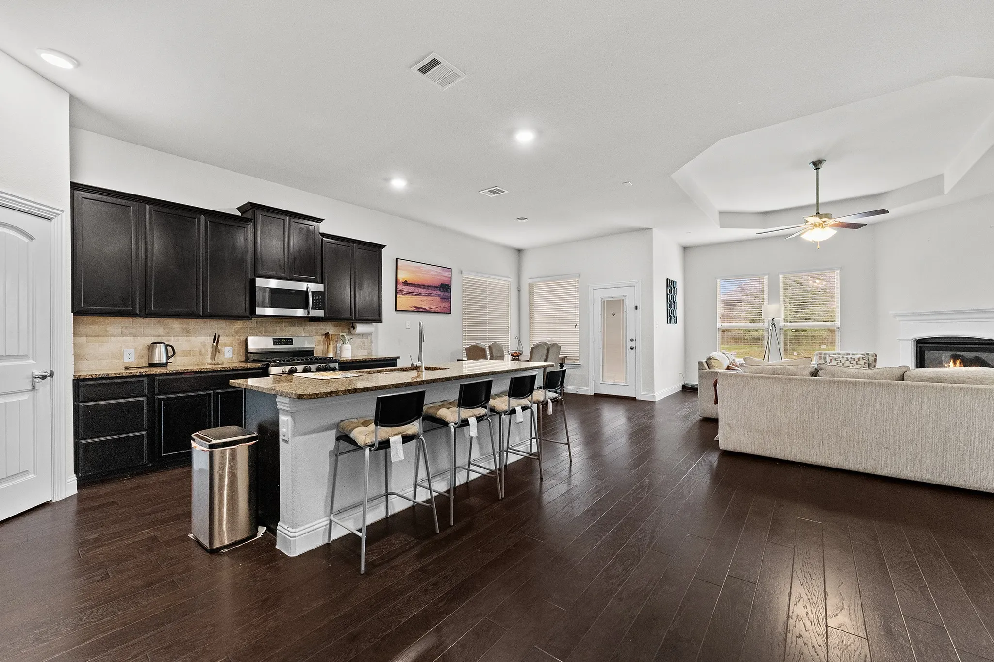 Single Family Residence For Rent in Denton County , 16313 Brayton Road, Frisco, Texas 75036, 3 Bedroom, 2 Bathroom, 2 Garage spaces, 2,041 Sqft, built in 2018, mls#21403184, Real Estate Agent in Frisco, Homes For Rent in Denton county, Homes For Rent in Frisco, Realtor in Frisco Texas, Real Estate Brokerage Independent Realty Texas, Luminita Cordes Realtor