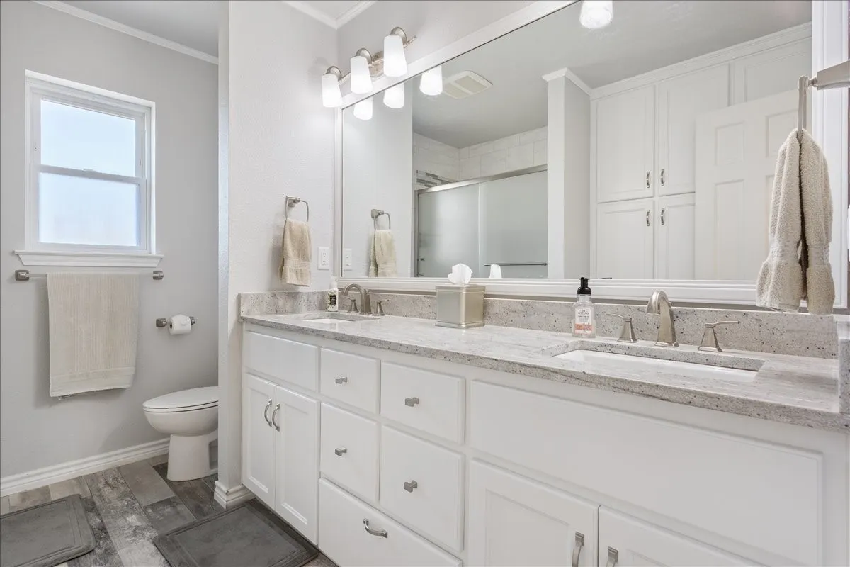 Single Family Residence For Sale in Coryell County , 100 Sunny Lane, Gatesville, Texas 76528, 4 Bedroom, 2 Bathroom, 2 Garage spaces, 2,508 Sqft, built in 1993, mls#21392381, Real Estate Agent in Gatesville, Homes For Sale in Coryell county, Homes For Sale in Gatesville, Realtor in Gatesville Texas, Real Estate Brokerage Independent Realty Texas, Luminita Cordes Realtor
