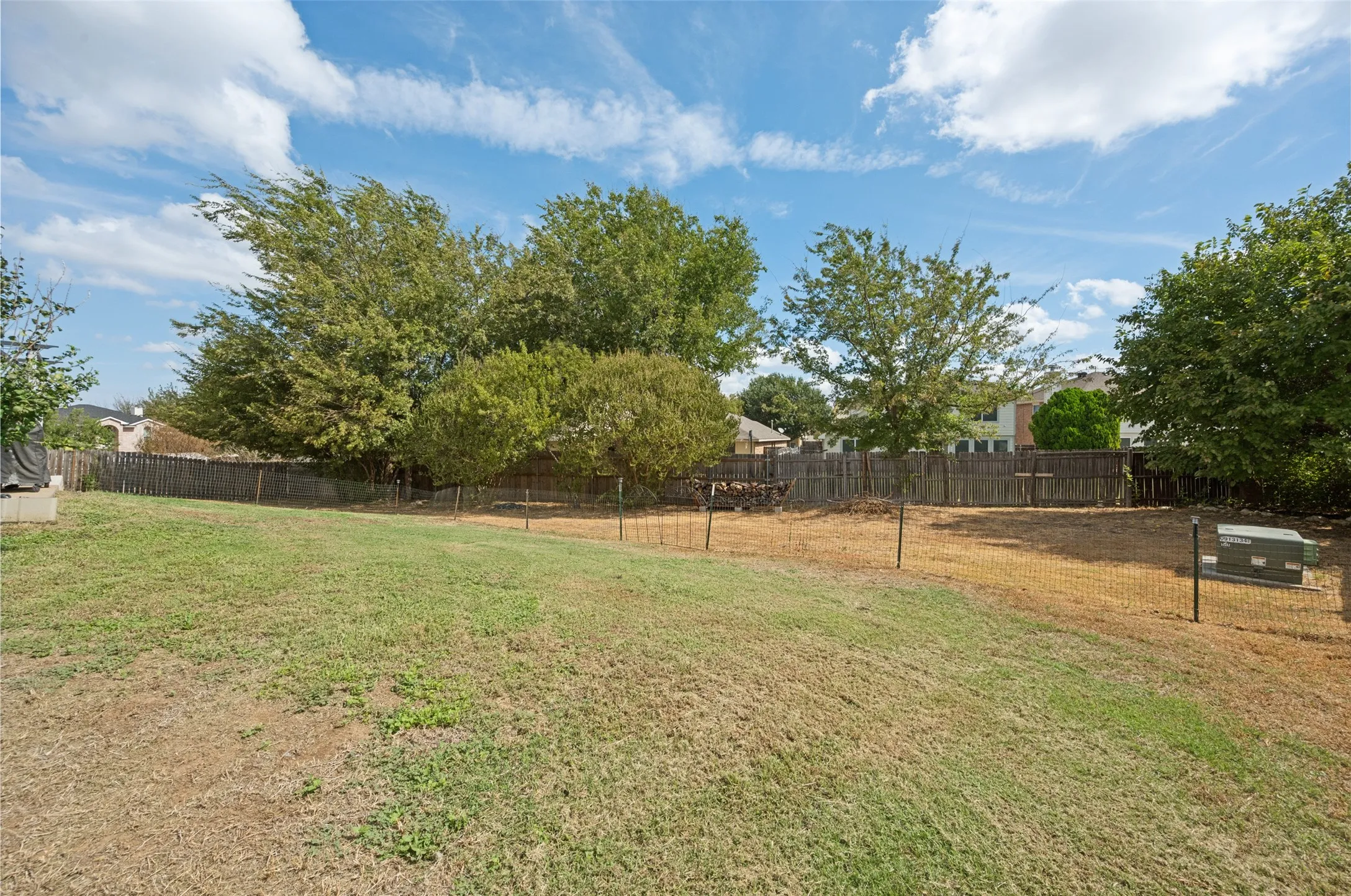 Single Family Residence For Sale in Tarrant County , 5908 Pacers Lane, Fort Worth, Texas 76179, 4 Bedroom, 2 Bathroom, 2 Garage spaces, 1,916 Sqft, built in 2002, mls#21403201, Real Estate Agent in Fort Worth, Homes For Sale in Tarrant county, Homes For Sale in Fort Worth, Realtor in Fort Worth Texas, Real Estate Brokerage Independent Realty Texas, Luminita Cordes Realtor