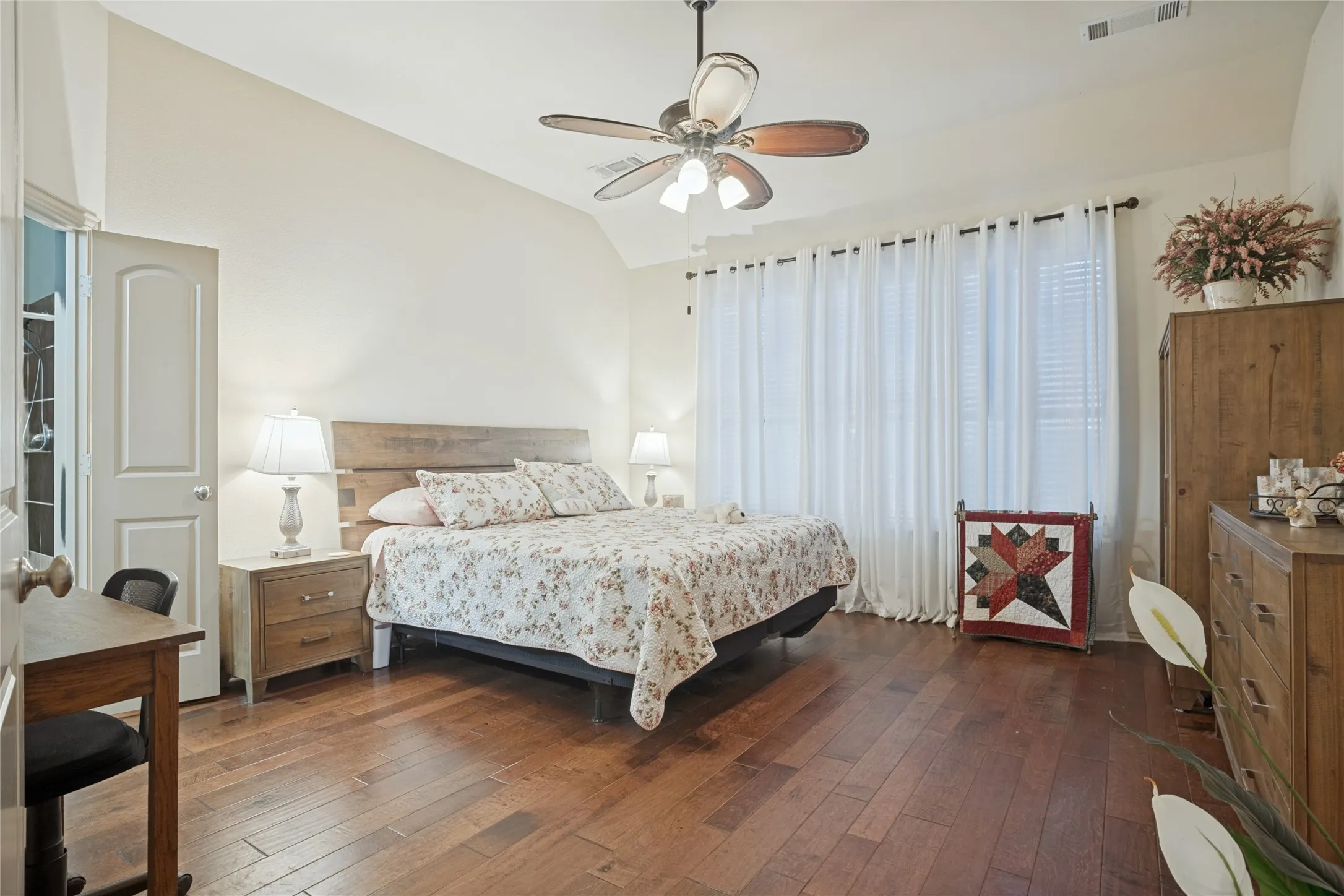 Unwind in the spacious primary suite, offering a comfortable private retreat at the end of the day, complete with an ensuite bathroom for added comfort and convenience.
