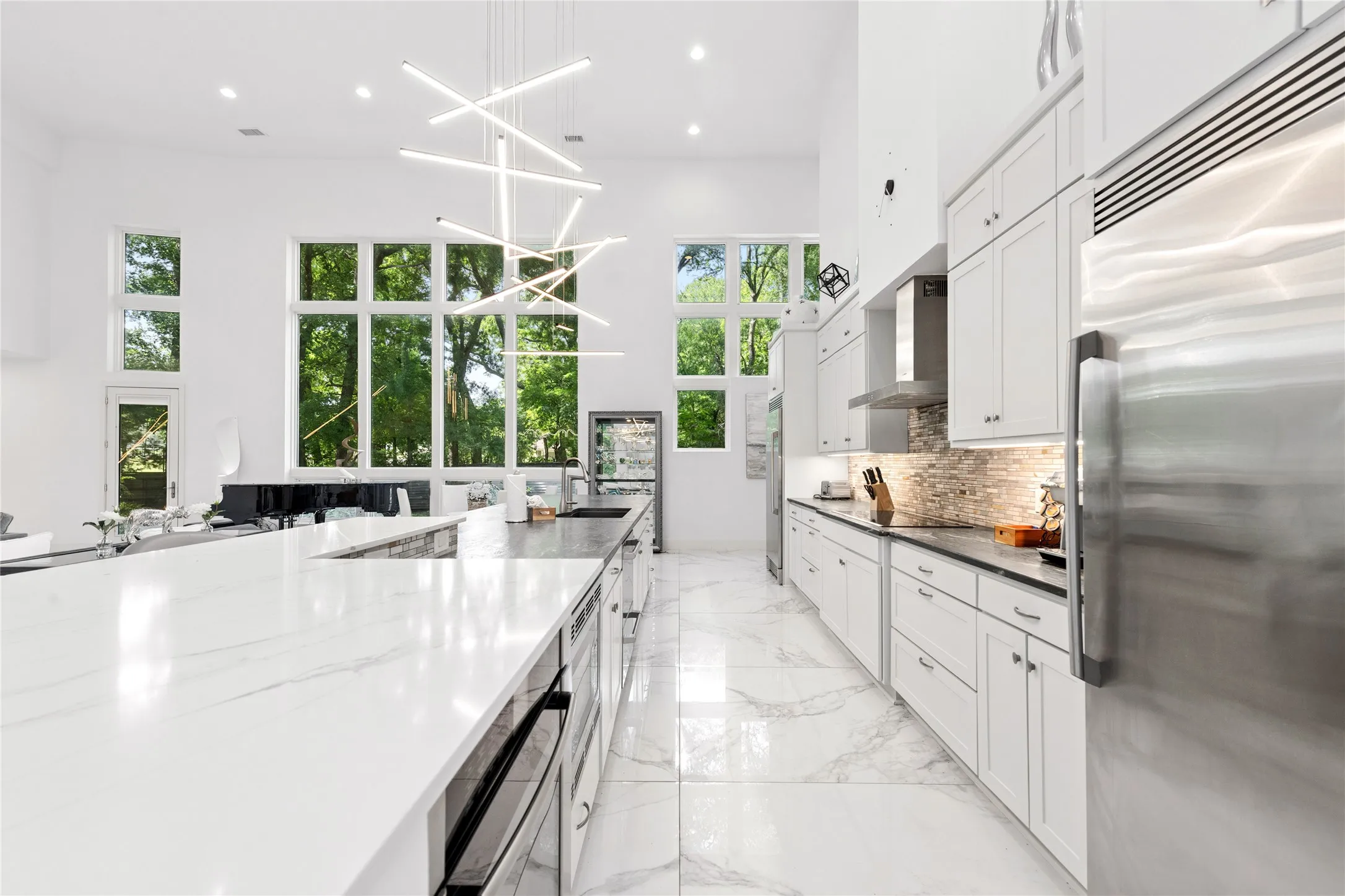 Single Family Residence For Rent in Collin County , 4605 E Parker Road, Parker, Texas 75002, 4 Bedroom, 5 Bathroom, 2 Garage spaces, 4,914 Sqft, built in 2008, mls#21403219, Real Estate Agent in Parker, Homes For Rent in Collin county, Homes For Rent in Parker, Realtor in Parker Texas, Real Estate Brokerage Independent Realty Texas, Luminita Cordes Realtor
