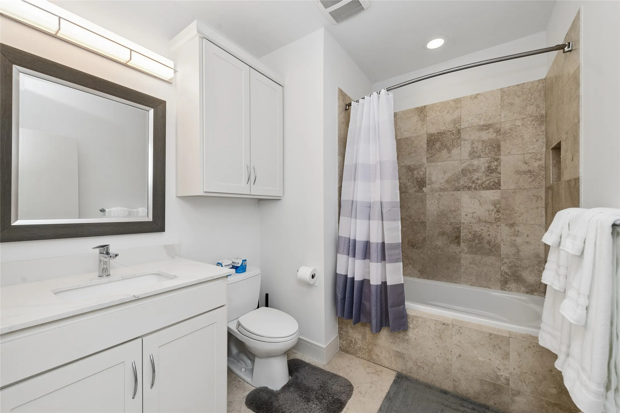 Single Family Residence For Rent in Collin County , 4605 E Parker Road, Parker, Texas 75002, 4 Bedroom, 5 Bathroom, 2 Garage spaces, 4,914 Sqft, built in 2008, mls#21403219, Real Estate Agent in Parker, Homes For Rent in Collin county, Homes For Rent in Parker, Realtor in Parker Texas, Real Estate Brokerage Independent Realty Texas, Luminita Cordes Realtor