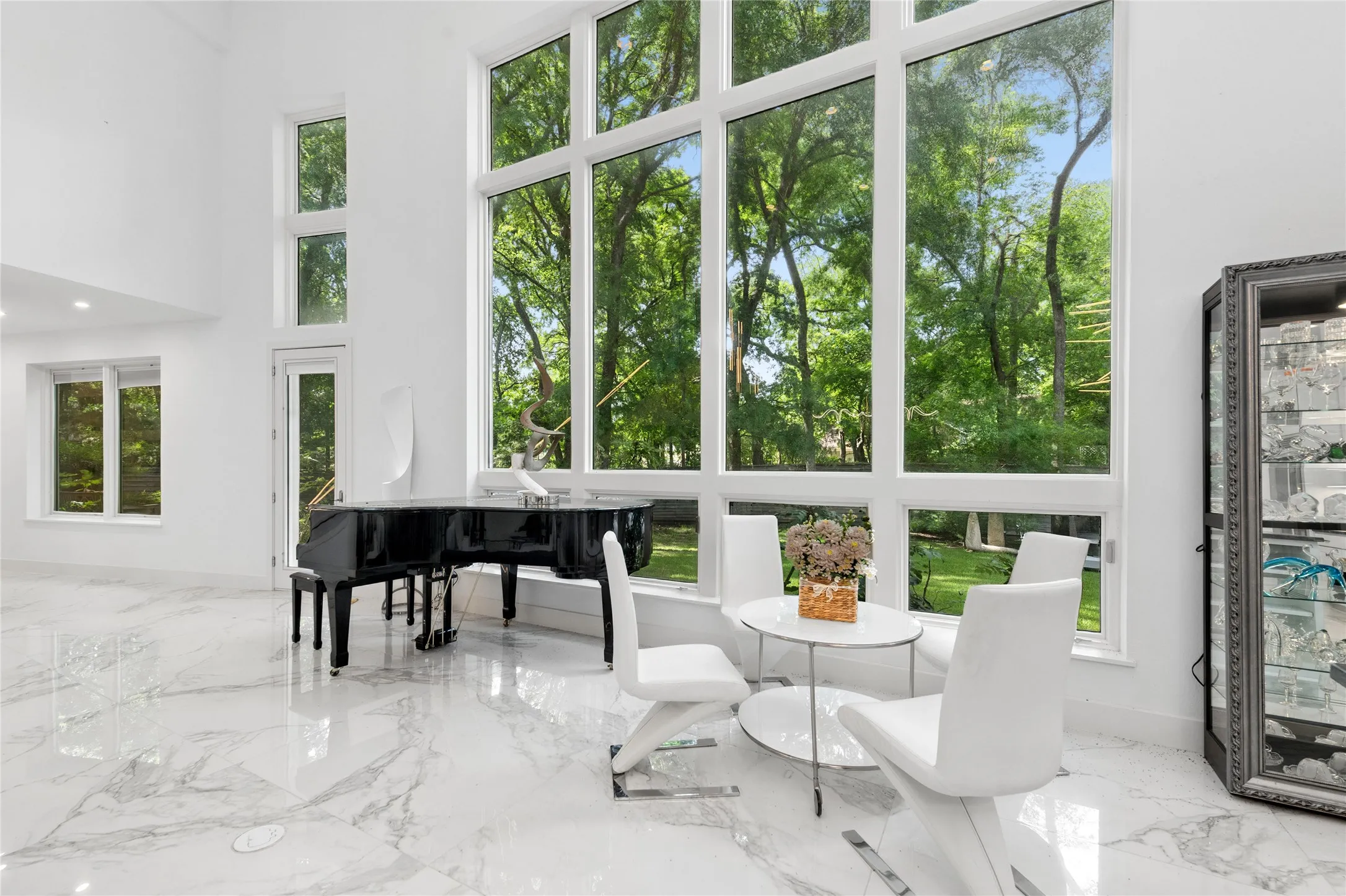 Single Family Residence For Rent in Collin County , 4605 E Parker Road, Parker, Texas 75002, 4 Bedroom, 5 Bathroom, 2 Garage spaces, 4,914 Sqft, built in 2008, mls#21403219, Real Estate Agent in Parker, Homes For Rent in Collin county, Homes For Rent in Parker, Realtor in Parker Texas, Real Estate Brokerage Independent Realty Texas, Luminita Cordes Realtor