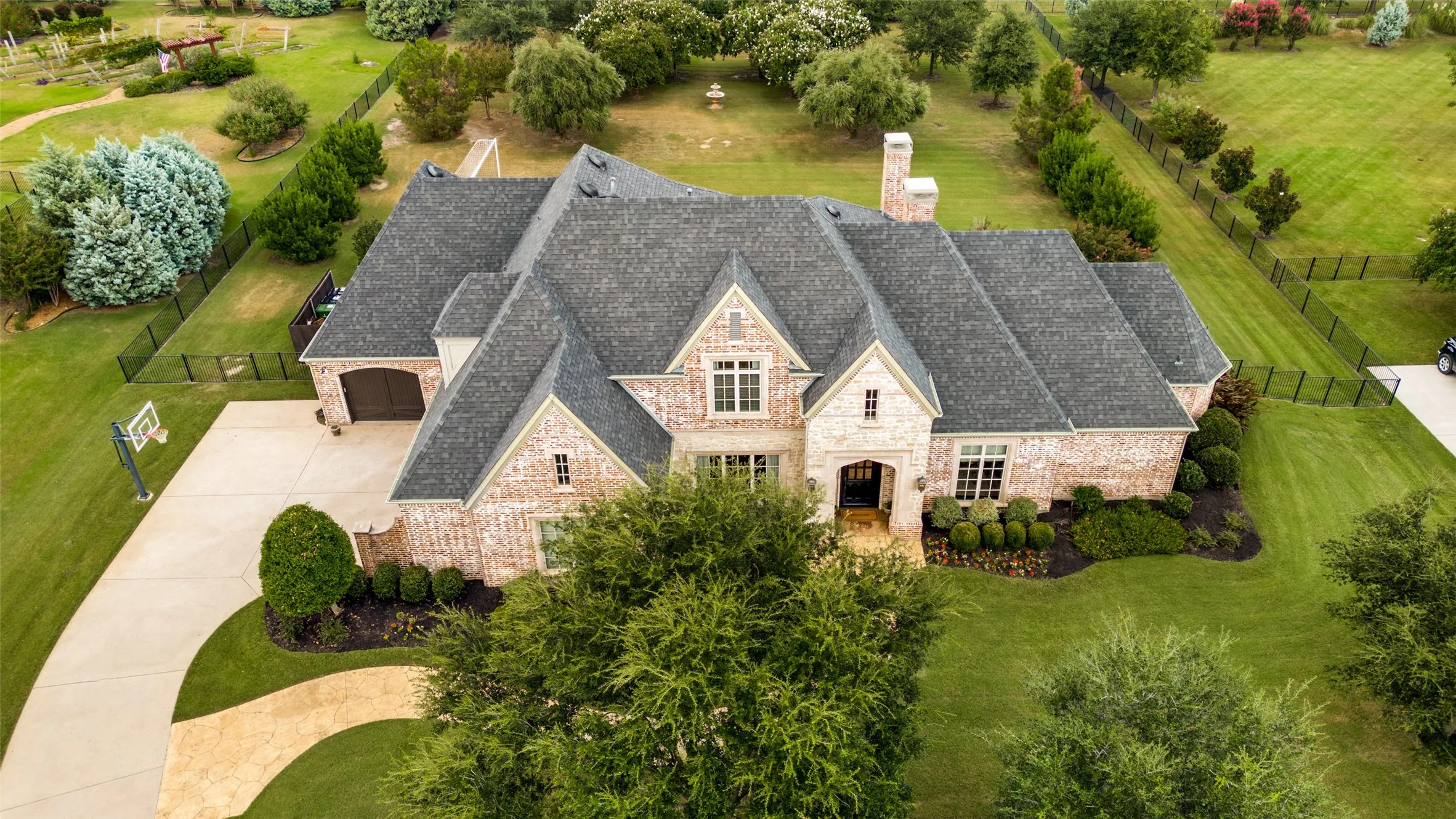 Single Family Residence For Sale