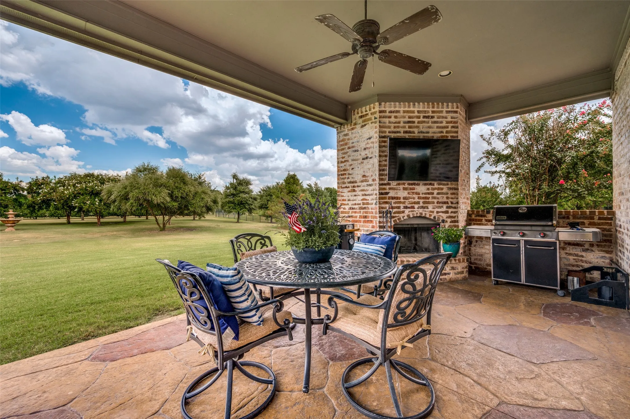 Single Family Residence For Sale in Collin County , 2741 Vista View Lane, Prosper, Texas 75078, 4 Bedroom, 5 Bathroom, 3 Garage spaces, 3,781 Sqft, built in 2007, mls#21395121, Real Estate Agent in Prosper, Homes For Sale in Collin county, Homes For Sale in Prosper, Realtor in Prosper Texas, Real Estate Brokerage Independent Realty Texas, Luminita Cordes Realtor