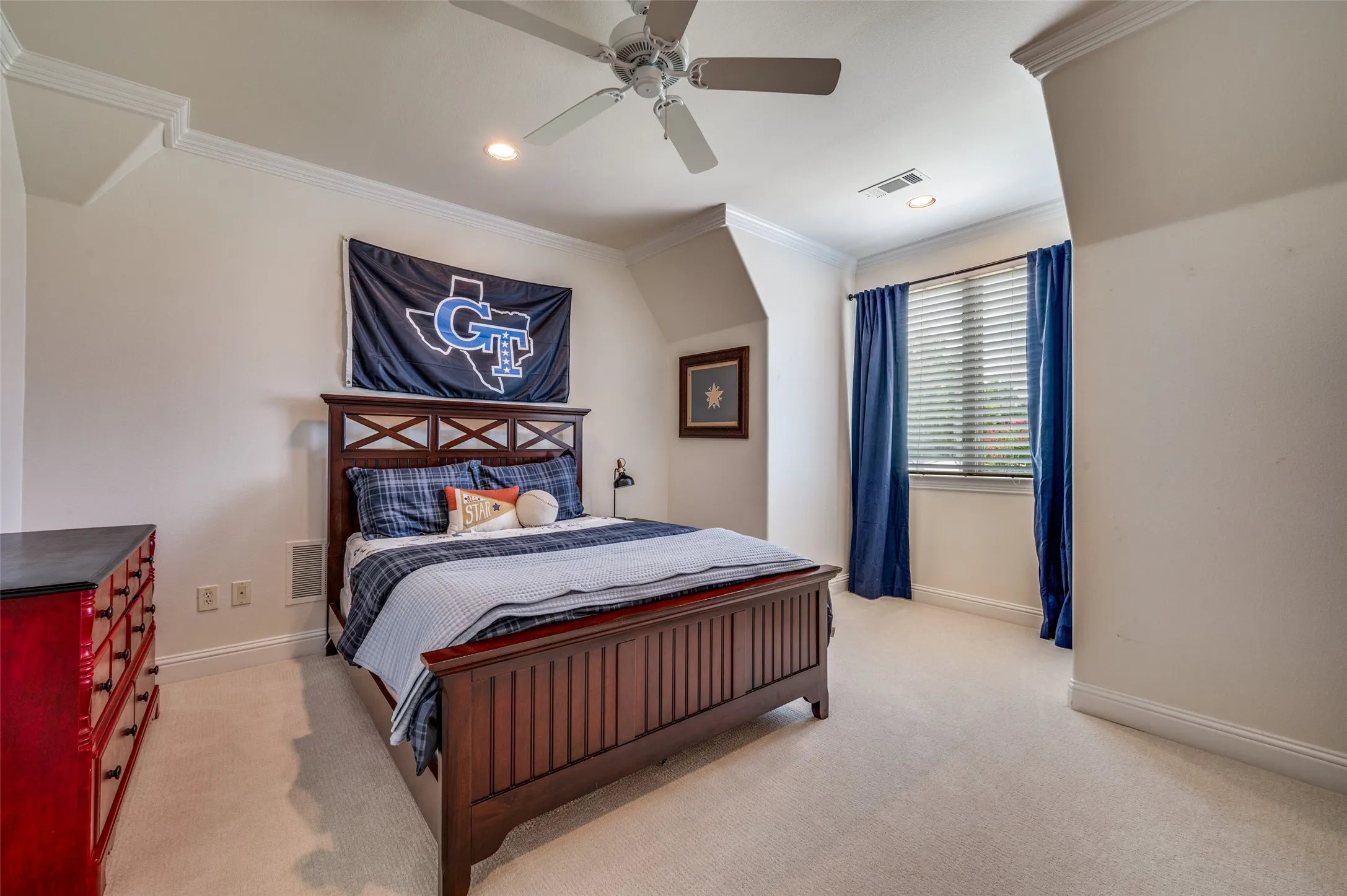 Single Family Residence For Sale in Collin County , 2741 Vista View Lane, Prosper, Texas 75078, 4 Bedroom, 5 Bathroom, 3 Garage spaces, 3,781 Sqft, built in 2007, mls#21395121, Real Estate Agent in Prosper, Homes For Sale in Collin county, Homes For Sale in Prosper, Realtor in Prosper Texas, Real Estate Brokerage Independent Realty Texas, Luminita Cordes Realtor