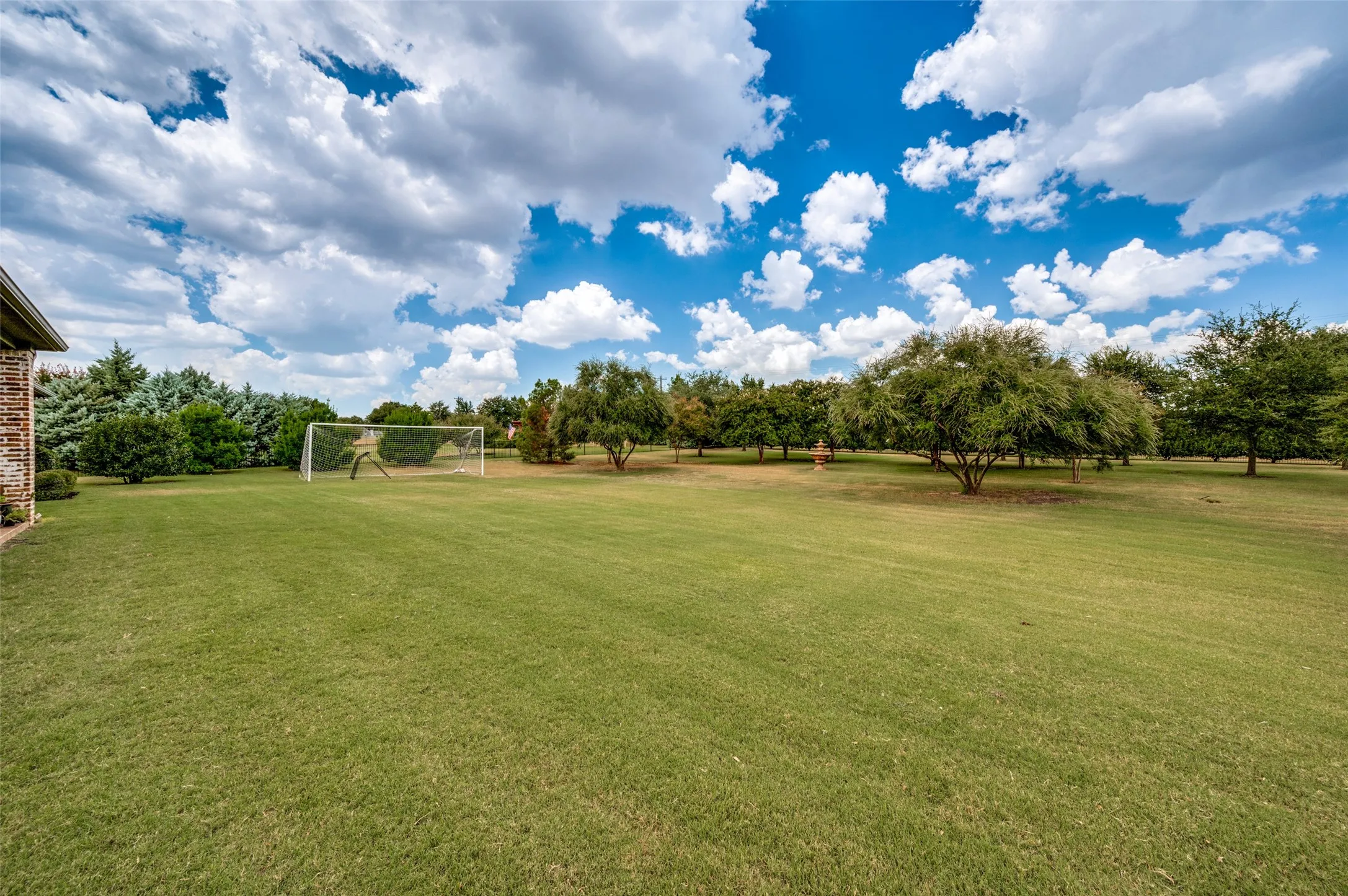 Single Family Residence For Sale in Collin County , 2741 Vista View Lane, Prosper, Texas 75078, 4 Bedroom, 5 Bathroom, 3 Garage spaces, 3,781 Sqft, built in 2007, mls#21395121, Real Estate Agent in Prosper, Homes For Sale in Collin county, Homes For Sale in Prosper, Realtor in Prosper Texas, Real Estate Brokerage Independent Realty Texas, Luminita Cordes Realtor