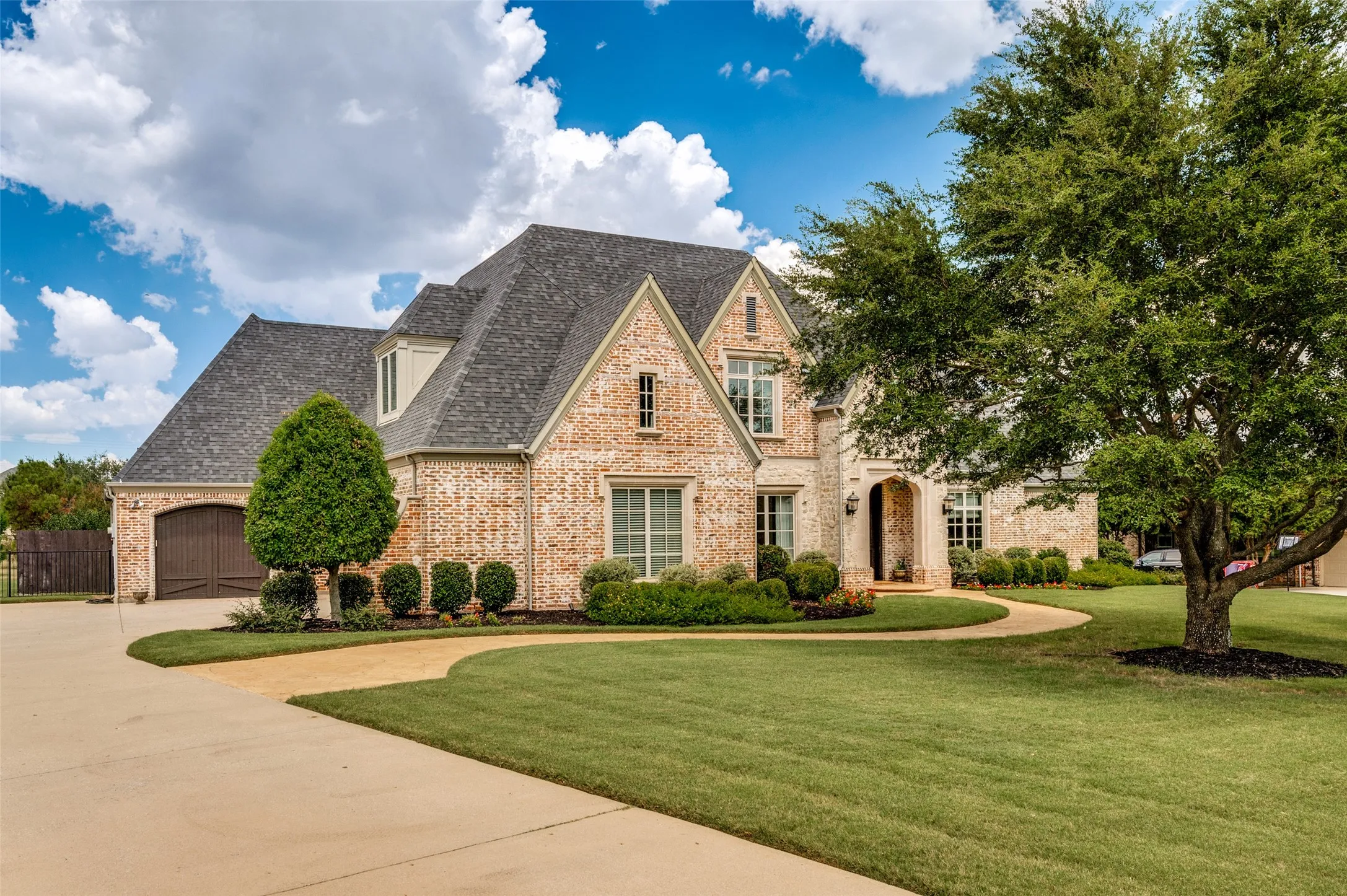 Single Family Residence For Sale in Collin County , 2741 Vista View Lane, Prosper, Texas 75078, 4 Bedroom, 5 Bathroom, 3 Garage spaces, 3,781 Sqft, built in 2007, mls#21395121, Real Estate Agent in Prosper, Homes For Sale in Collin county, Homes For Sale in Prosper, Realtor in Prosper Texas, Real Estate Brokerage Independent Realty Texas, Luminita Cordes Realtor