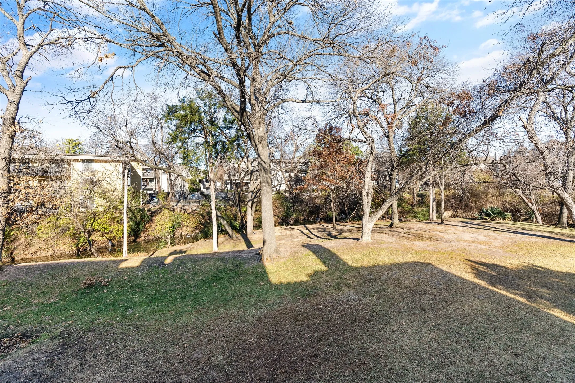 Condominium For Rent in Dallas County , 4777 Cedar Springs Road 2J, Dallas, Texas 75219, 2 Bedroom, 2 Bathroom, 1 Garage spaces, 874 Sqft, built in 1983, mls#21403199, Real Estate Agent in Dallas, Homes For Rent in Dallas county, Homes For Rent in Dallas, Realtor in Dallas Texas, Real Estate Brokerage Independent Realty Texas, Luminita Cordes Realtor