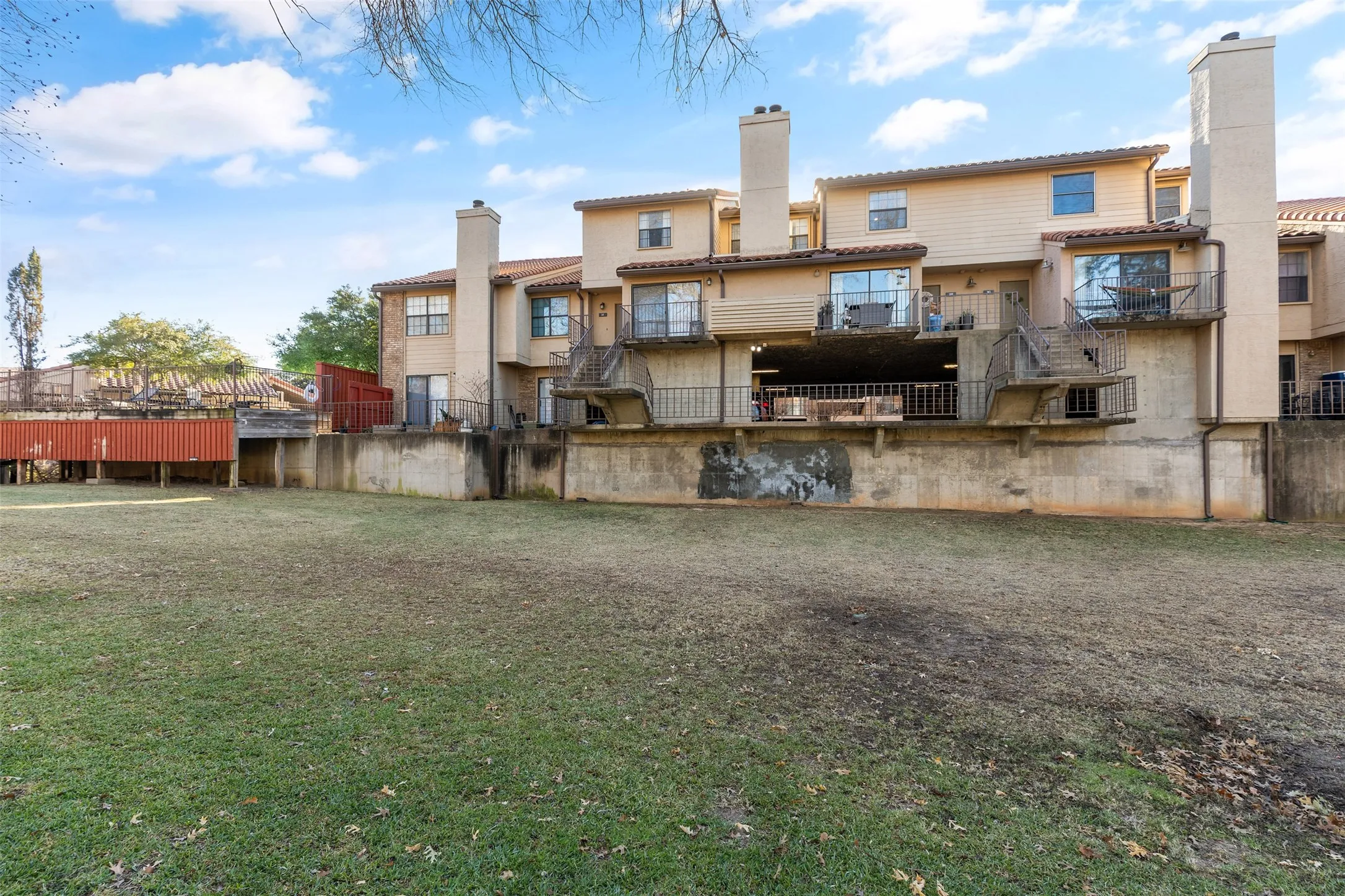 Condominium For Rent in Dallas County , 4777 Cedar Springs Road 2J, Dallas, Texas 75219, 2 Bedroom, 2 Bathroom, 1 Garage spaces, 874 Sqft, built in 1983, mls#21403199, Real Estate Agent in Dallas, Homes For Rent in Dallas county, Homes For Rent in Dallas, Realtor in Dallas Texas, Real Estate Brokerage Independent Realty Texas, Luminita Cordes Realtor