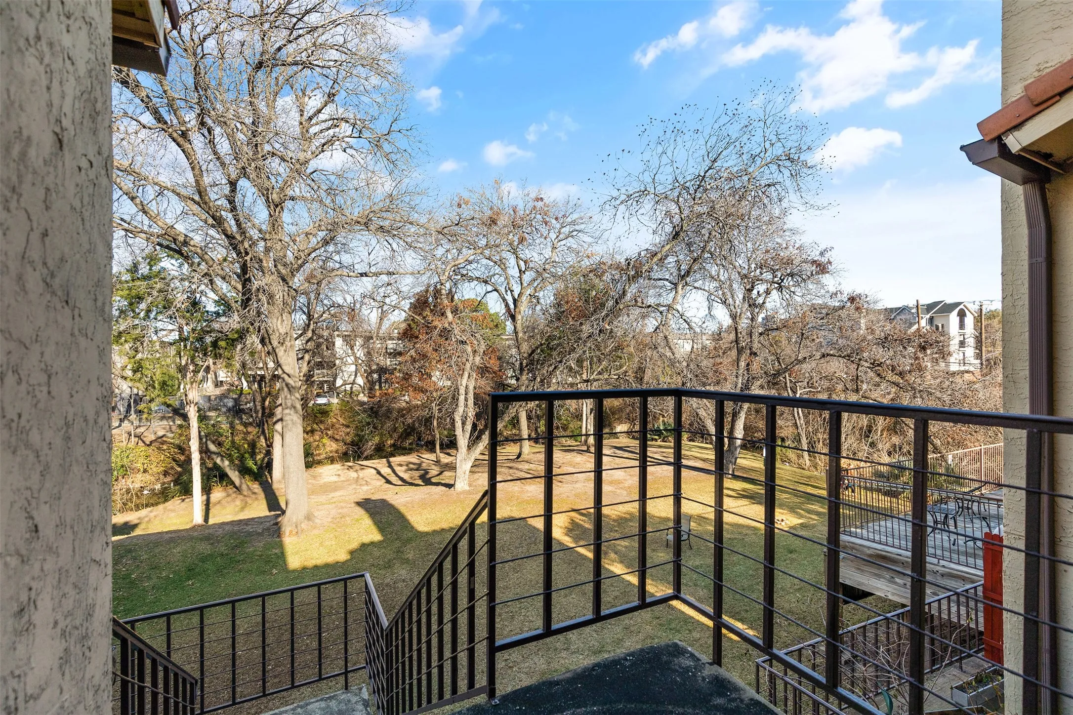 Condominium For Rent in Dallas County , 4777 Cedar Springs Road 2J, Dallas, Texas 75219, 2 Bedroom, 2 Bathroom, 1 Garage spaces, 874 Sqft, built in 1983, mls#21403199, Real Estate Agent in Dallas, Homes For Rent in Dallas county, Homes For Rent in Dallas, Realtor in Dallas Texas, Real Estate Brokerage Independent Realty Texas, Luminita Cordes Realtor