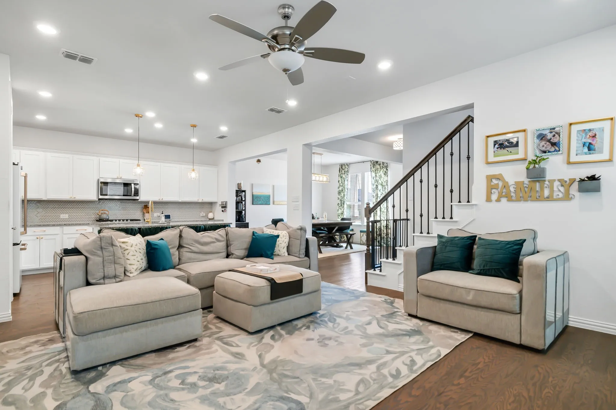 Single Family Residence For Rent in Denton County , 816 Pearl Place, Northlake, Texas 76247, 4 Bedroom, 4 Bathroom, 2 Garage spaces, 2,399 Sqft, built in 2019, mls#21403227, Real Estate Agent in Northlake, Homes For Rent in Denton county, Homes For Rent in Northlake, Realtor in Northlake Texas, Real Estate Brokerage Independent Realty Texas, Luminita Cordes Realtor