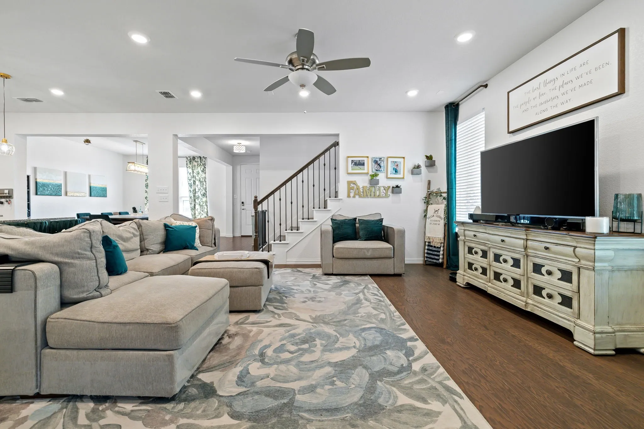 Single Family Residence For Rent in Denton County , 816 Pearl Place, Northlake, Texas 76247, 4 Bedroom, 4 Bathroom, 2 Garage spaces, 2,399 Sqft, built in 2019, mls#21403227, Real Estate Agent in Northlake, Homes For Rent in Denton county, Homes For Rent in Northlake, Realtor in Northlake Texas, Real Estate Brokerage Independent Realty Texas, Luminita Cordes Realtor