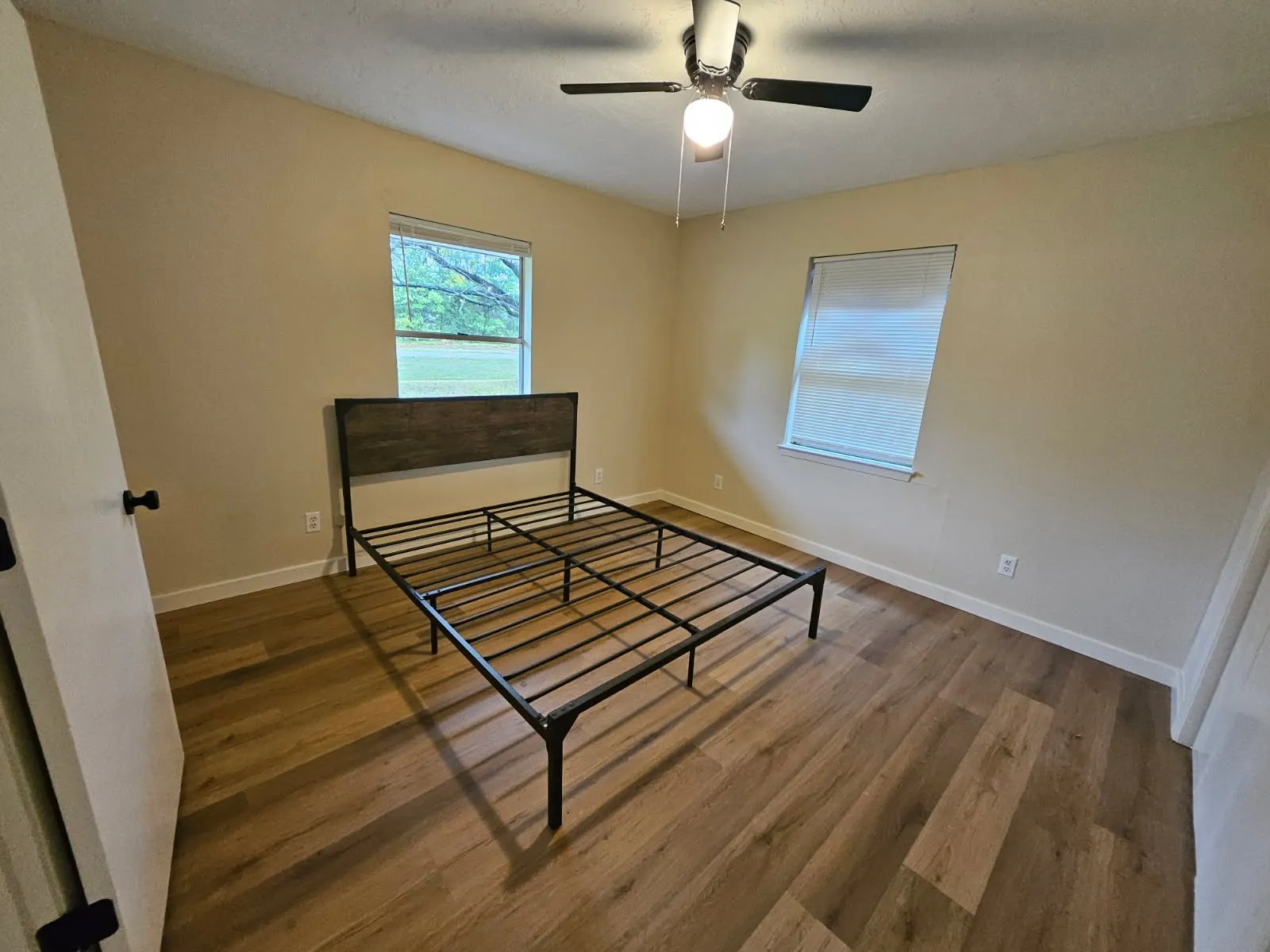 Single Family Residence For Rent in Delta County , 5863 Fm 895, Lake Creek, Texas 75450, 1 Bedroom, 1 Bathroom, Garage spaces, 560 Sqft, built in 2004, mls#21386532, Real Estate Agent in Lake Creek, Homes For Rent in Delta county, Homes For Rent in Lake Creek, Realtor in Lake Creek Texas, Real Estate Brokerage Independent Realty Texas, Luminita Cordes Realtor