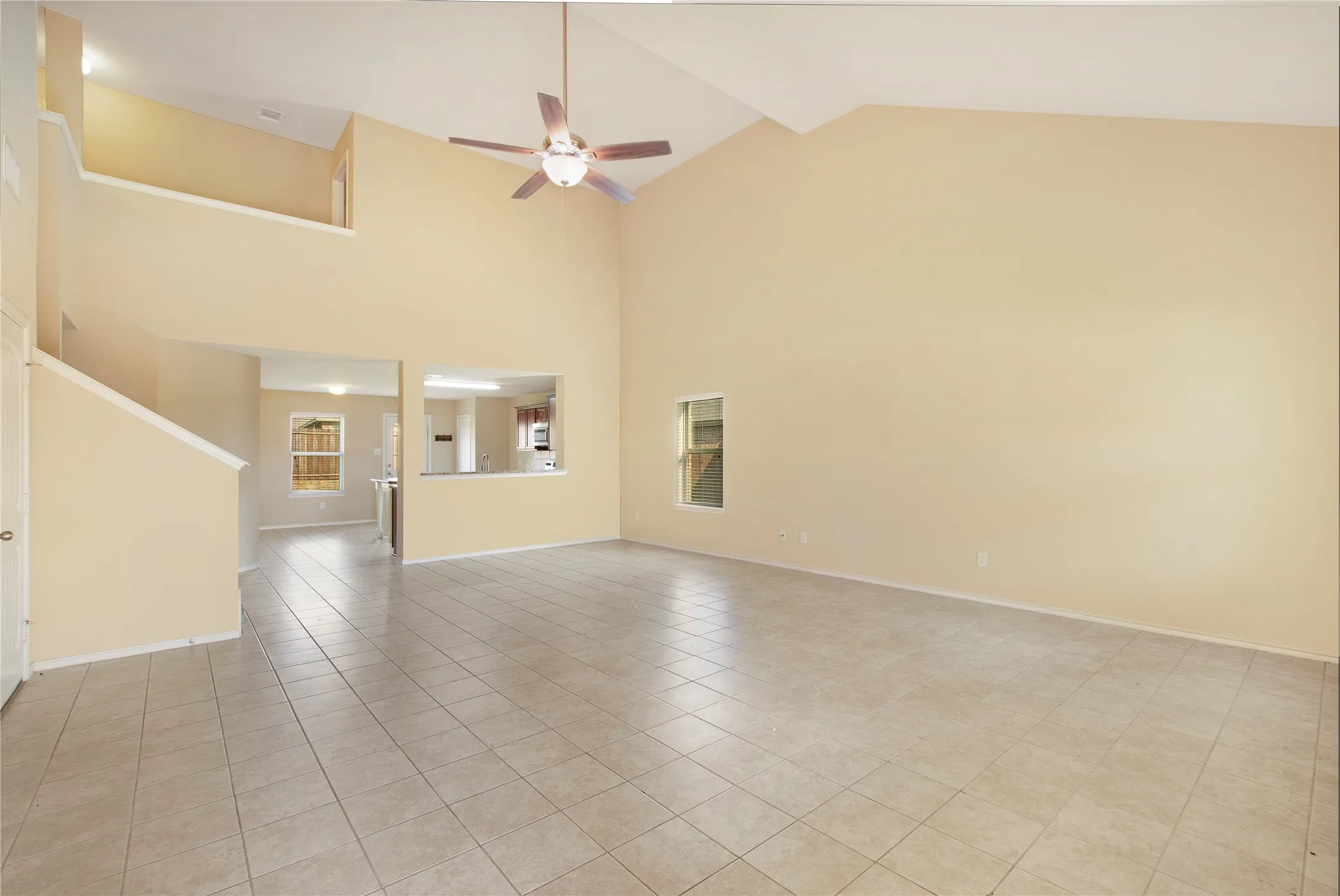 Single Family Residence For Sale in Kaufman County , 2007 Henly Drive, Forney, Texas 75126, 4 Bedroom, 3 Bathroom, 2 Garage spaces, 2,620 Sqft, built in 2017, mls#21403229, Real Estate Agent in Forney, Homes For Sale in Kaufman county, Homes For Sale in Forney, Realtor in Forney Texas, Real Estate Brokerage Independent Realty Texas, Luminita Cordes Realtor