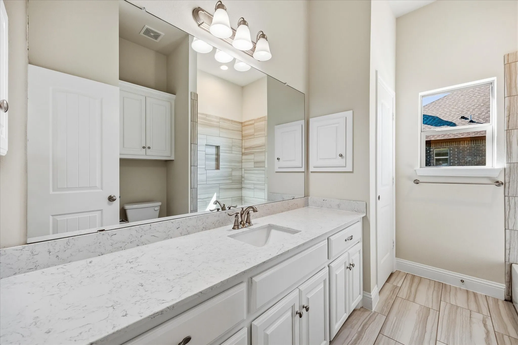 Single Family Residence For Rent in Collin County , 1835 Creekview Lane, Josephine, Texas 75173, 4 Bedroom, 2 Bathroom, 3 Garage spaces, 2,505 Sqft, built in 2022, mls#21403233, Real Estate Agent in Josephine, Homes For Rent in Collin county, Homes For Rent in Josephine, Realtor in Josephine Texas, Real Estate Brokerage Independent Realty Texas, Luminita Cordes Realtor