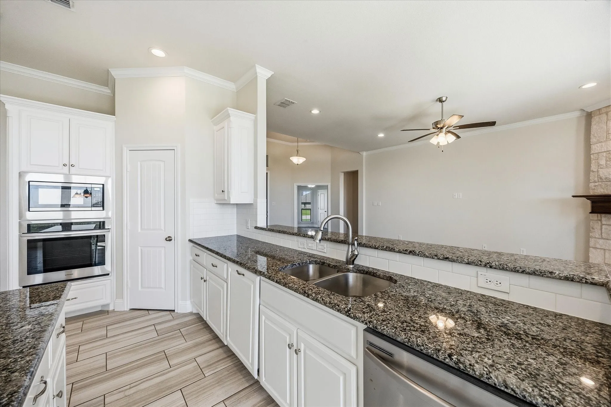 Single Family Residence For Rent in Collin County , 1835 Creekview Lane, Josephine, Texas 75173, 4 Bedroom, 2 Bathroom, 3 Garage spaces, 2,505 Sqft, built in 2022, mls#21403233, Real Estate Agent in Josephine, Homes For Rent in Collin county, Homes For Rent in Josephine, Realtor in Josephine Texas, Real Estate Brokerage Independent Realty Texas, Luminita Cordes Realtor