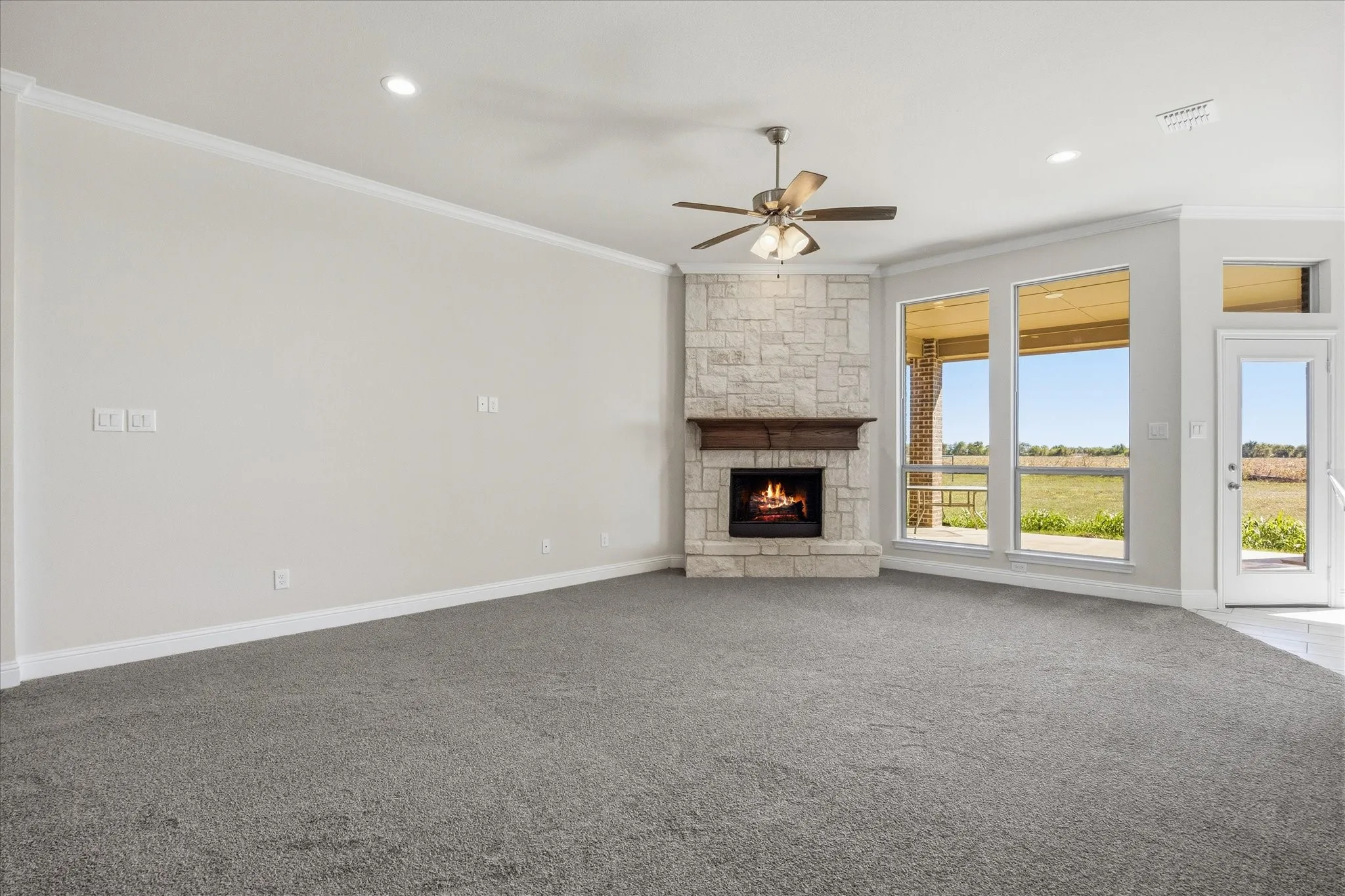 Single Family Residence For Rent in Collin County , 1835 Creekview Lane, Josephine, Texas 75173, 4 Bedroom, 2 Bathroom, 3 Garage spaces, 2,505 Sqft, built in 2022, mls#21403233, Real Estate Agent in Josephine, Homes For Rent in Collin county, Homes For Rent in Josephine, Realtor in Josephine Texas, Real Estate Brokerage Independent Realty Texas, Luminita Cordes Realtor