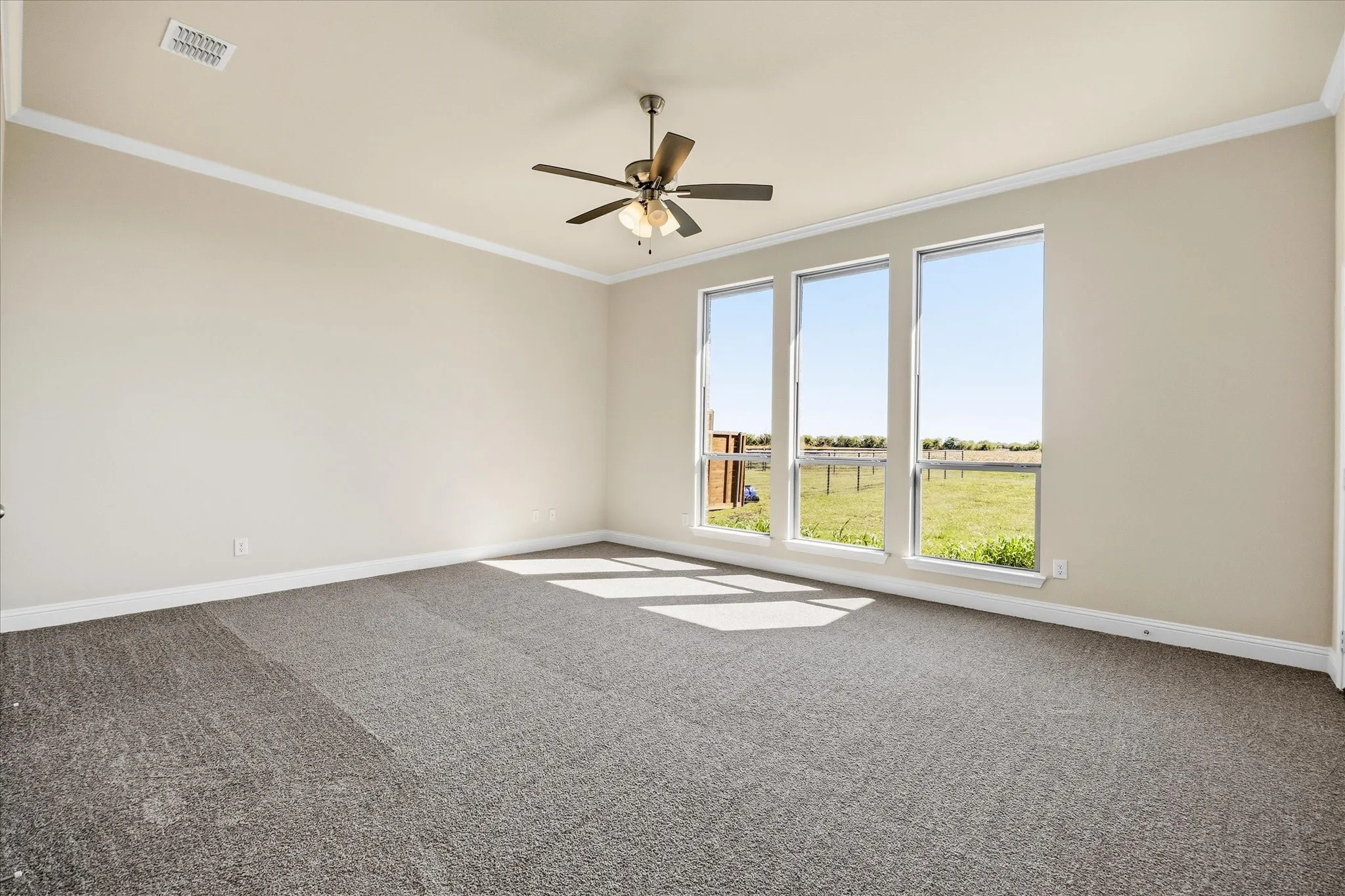 Single Family Residence For Rent in Collin County , 1835 Creekview Lane, Josephine, Texas 75173, 4 Bedroom, 2 Bathroom, 3 Garage spaces, 2,505 Sqft, built in 2022, mls#21403233, Real Estate Agent in Josephine, Homes For Rent in Collin county, Homes For Rent in Josephine, Realtor in Josephine Texas, Real Estate Brokerage Independent Realty Texas, Luminita Cordes Realtor