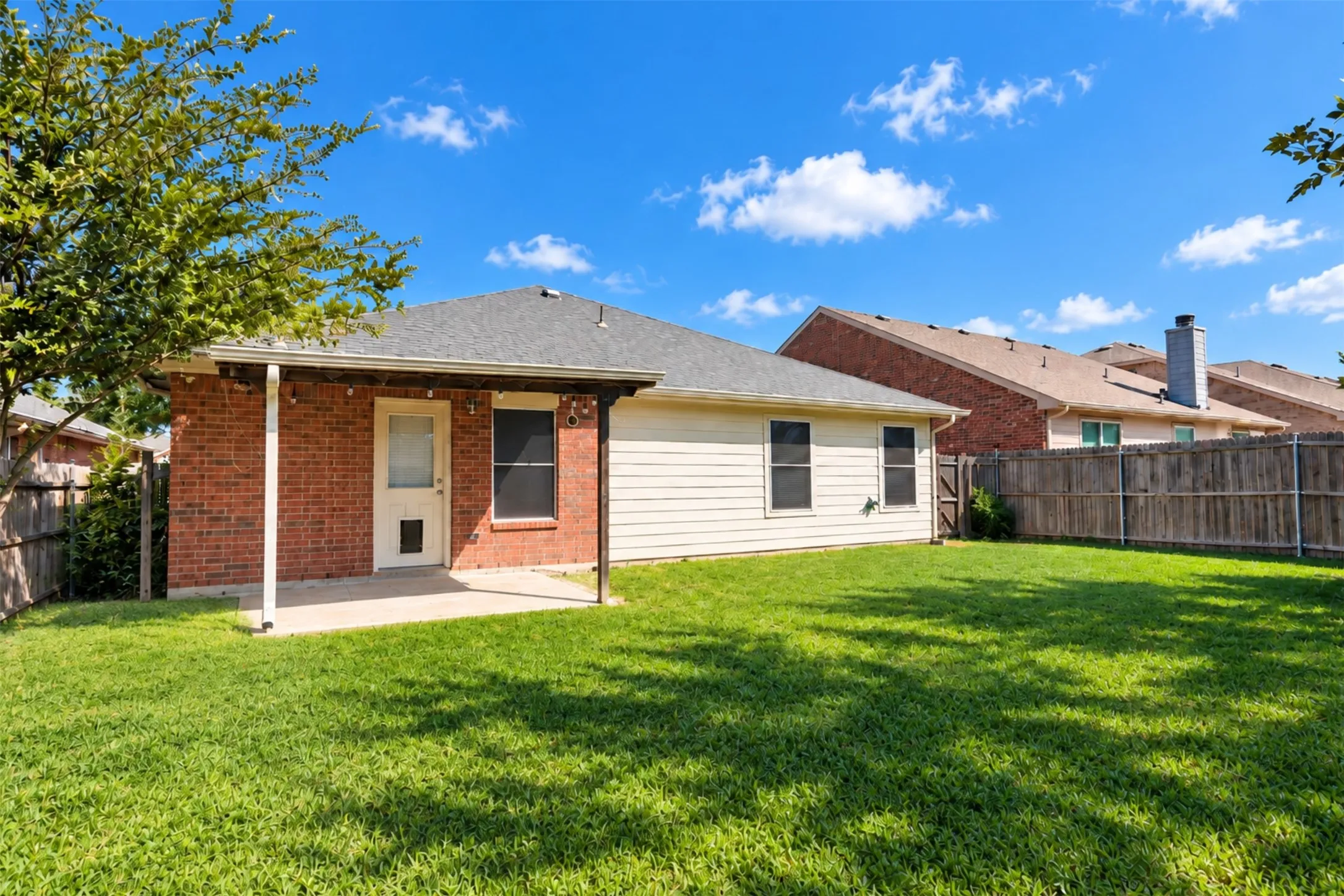 Single Family Residence For Sale in Collin County , 1205 Bellevue Drive, Princeton, Texas 75407, 3 Bedroom, 2 Bathroom, 2 Garage spaces, 1,591 Sqft, built in 2009, mls#21401799, Real Estate Agent in Princeton, Homes For Sale in Collin county, Homes For Sale in Princeton, Realtor in Princeton Texas, Real Estate Brokerage Independent Realty Texas, Luminita Cordes Realtor