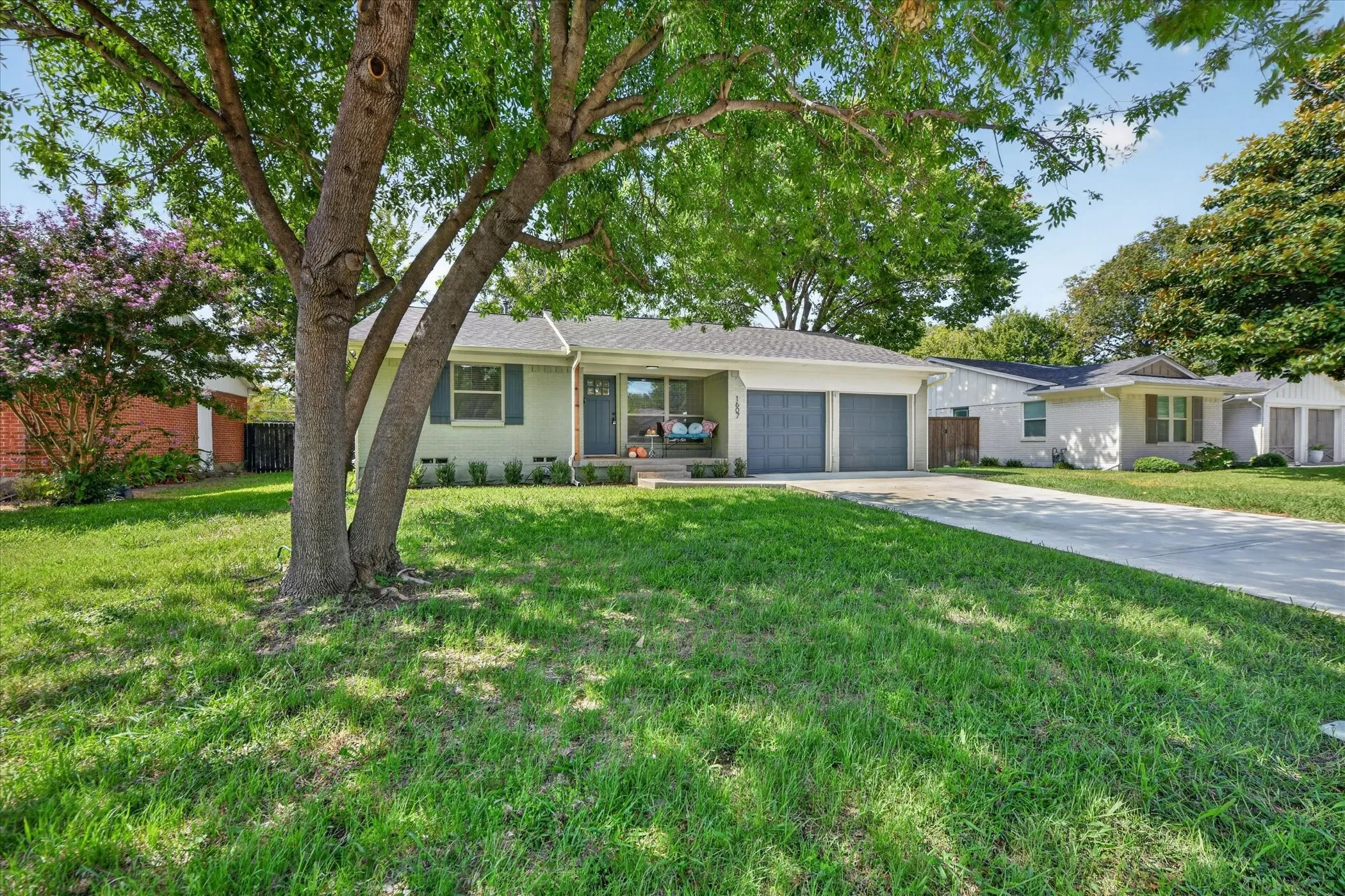 Single Family Residence For Sale in Dallas County , 1607 Nantucket Drive, Richardson, Texas 75080, 3 Bedroom, 2 Bathroom, 2 Garage spaces, 1,233 Sqft, built in 1961, mls#21403043, Real Estate Agent in Richardson, Homes For Sale in Dallas county, Homes For Sale in Richardson, Realtor in Richardson Texas, Real Estate Brokerage Independent Realty Texas, Luminita Cordes Realtor