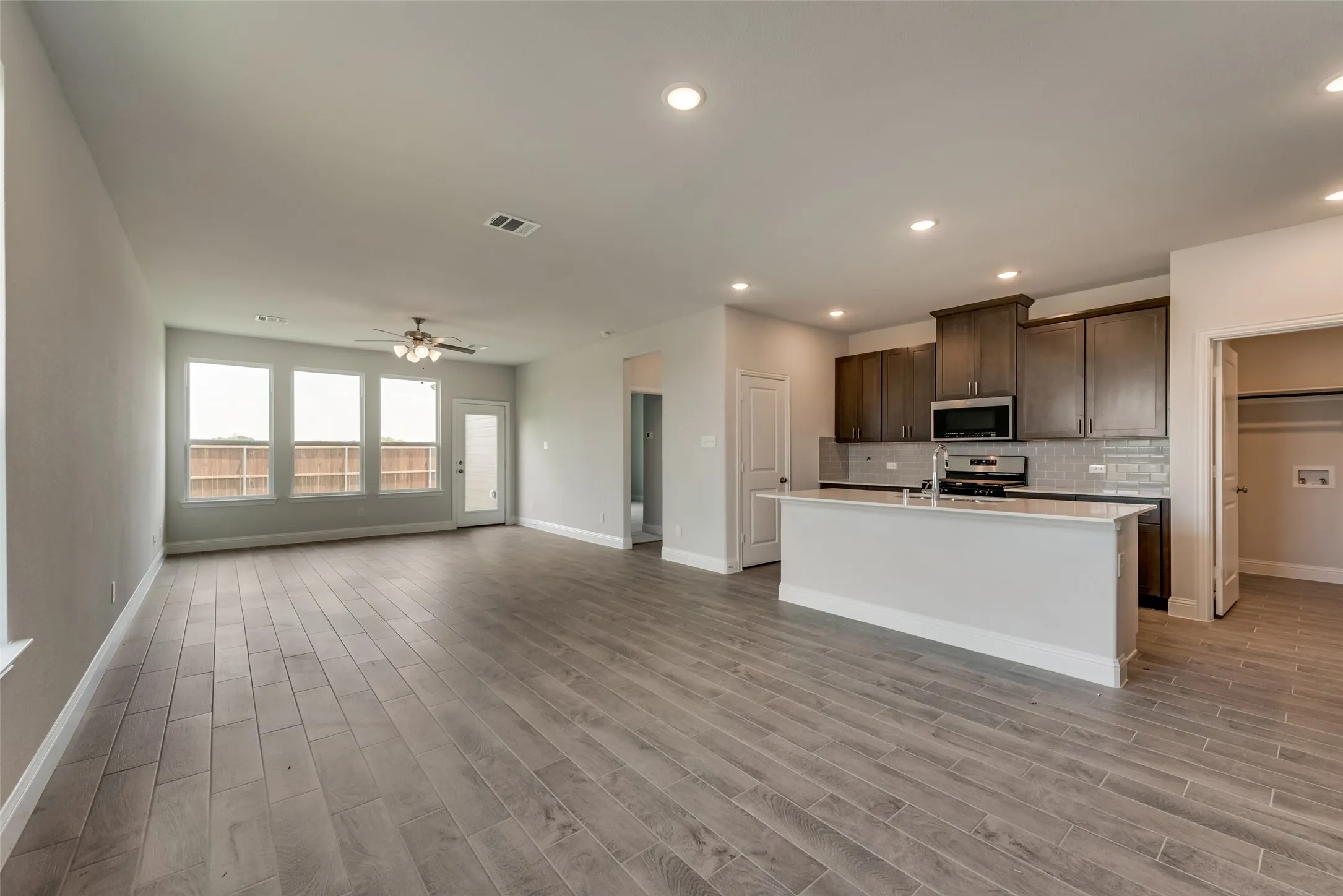 Single Family Residence For Rent in Collin County , 1601 Cloud Cover View, Weston, Texas 75009, 3 Bedroom, 3 Bathroom, 2 Garage spaces, 2,310 Sqft, built in 2023, mls#21403240, Real Estate Agent in Weston, Homes For Rent in Collin county, Homes For Rent in Weston, Realtor in Weston Texas, Real Estate Brokerage Independent Realty Texas, Luminita Cordes Realtor