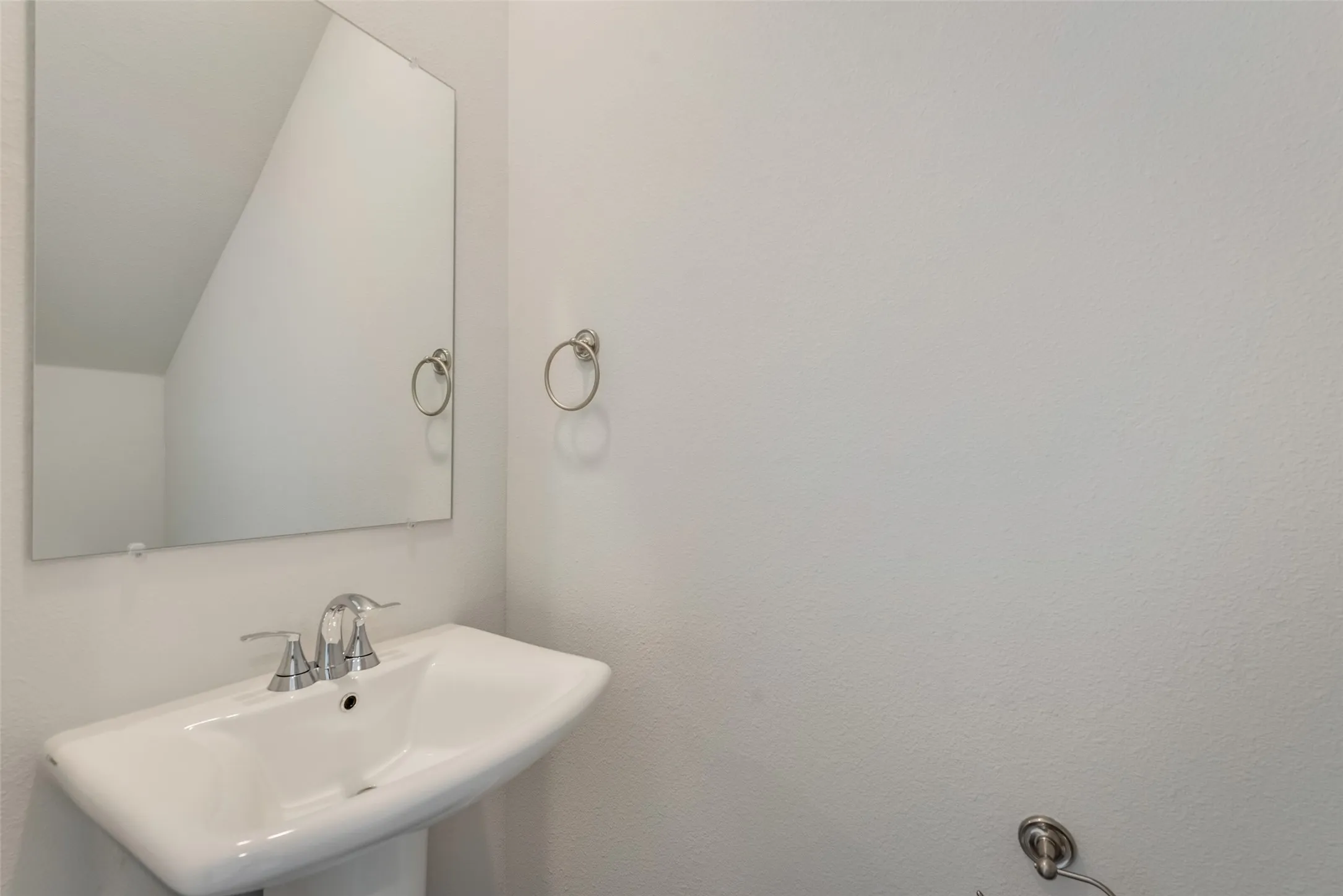 Single Family Residence For Rent in Collin County , 1601 Cloud Cover View, Weston, Texas 75009, 3 Bedroom, 3 Bathroom, 2 Garage spaces, 2,310 Sqft, built in 2023, mls#21403240, Real Estate Agent in Weston, Homes For Rent in Collin county, Homes For Rent in Weston, Realtor in Weston Texas, Real Estate Brokerage Independent Realty Texas, Luminita Cordes Realtor