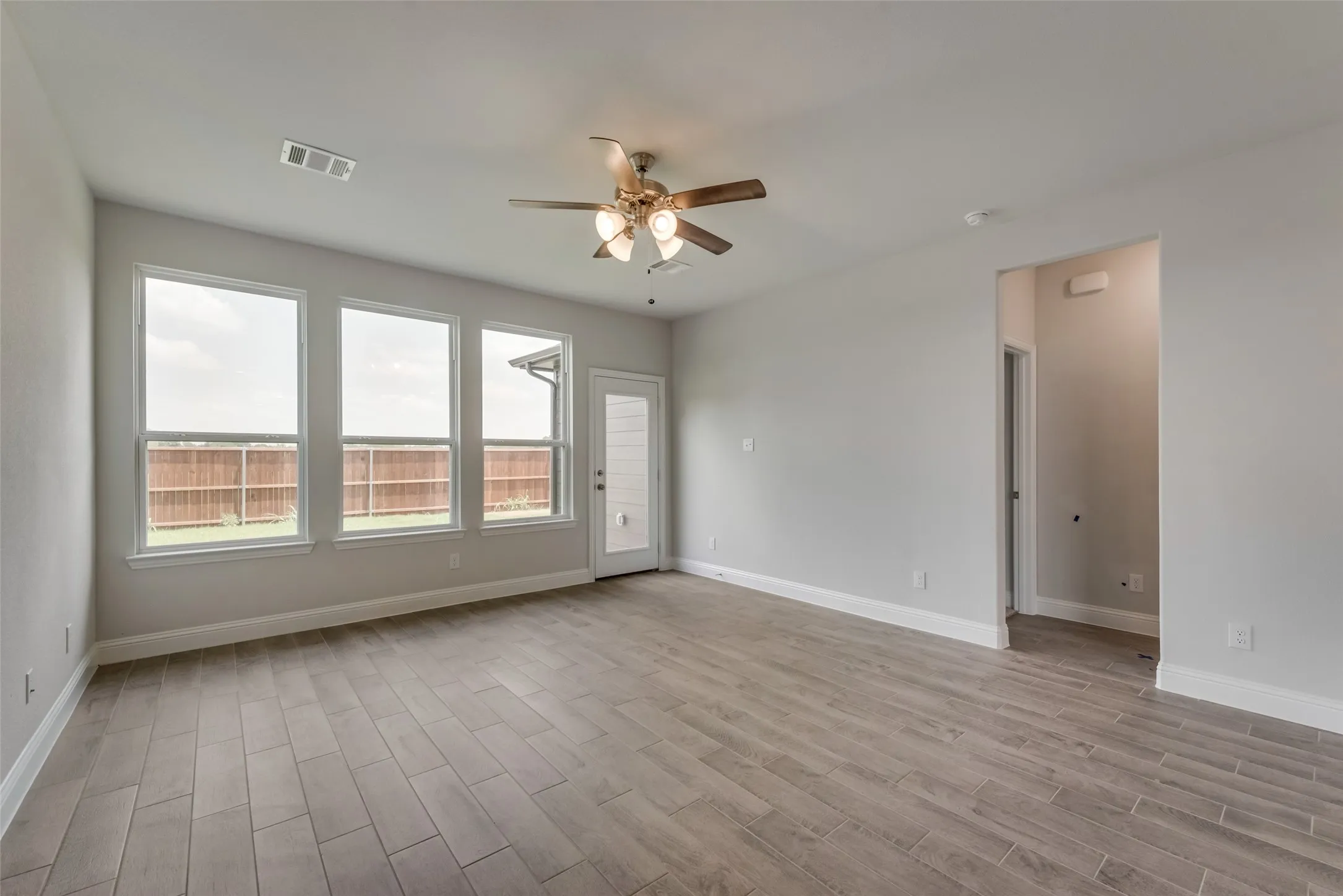 Single Family Residence For Rent in Collin County , 1601 Cloud Cover View, Weston, Texas 75009, 3 Bedroom, 3 Bathroom, 2 Garage spaces, 2,310 Sqft, built in 2023, mls#21403240, Real Estate Agent in Weston, Homes For Rent in Collin county, Homes For Rent in Weston, Realtor in Weston Texas, Real Estate Brokerage Independent Realty Texas, Luminita Cordes Realtor