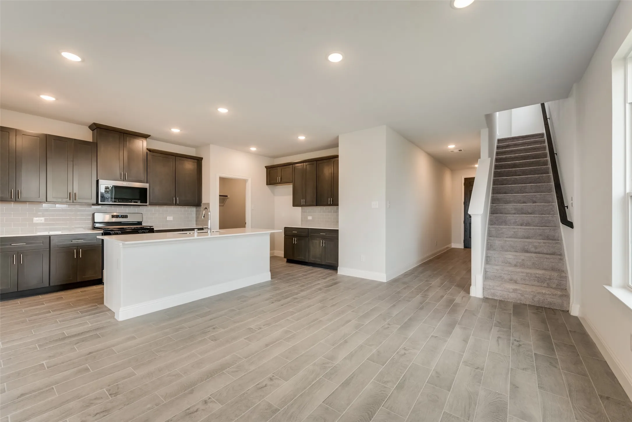Single Family Residence For Rent in Collin County , 1601 Cloud Cover View, Weston, Texas 75009, 3 Bedroom, 3 Bathroom, 2 Garage spaces, 2,310 Sqft, built in 2023, mls#21403240, Real Estate Agent in Weston, Homes For Rent in Collin county, Homes For Rent in Weston, Realtor in Weston Texas, Real Estate Brokerage Independent Realty Texas, Luminita Cordes Realtor