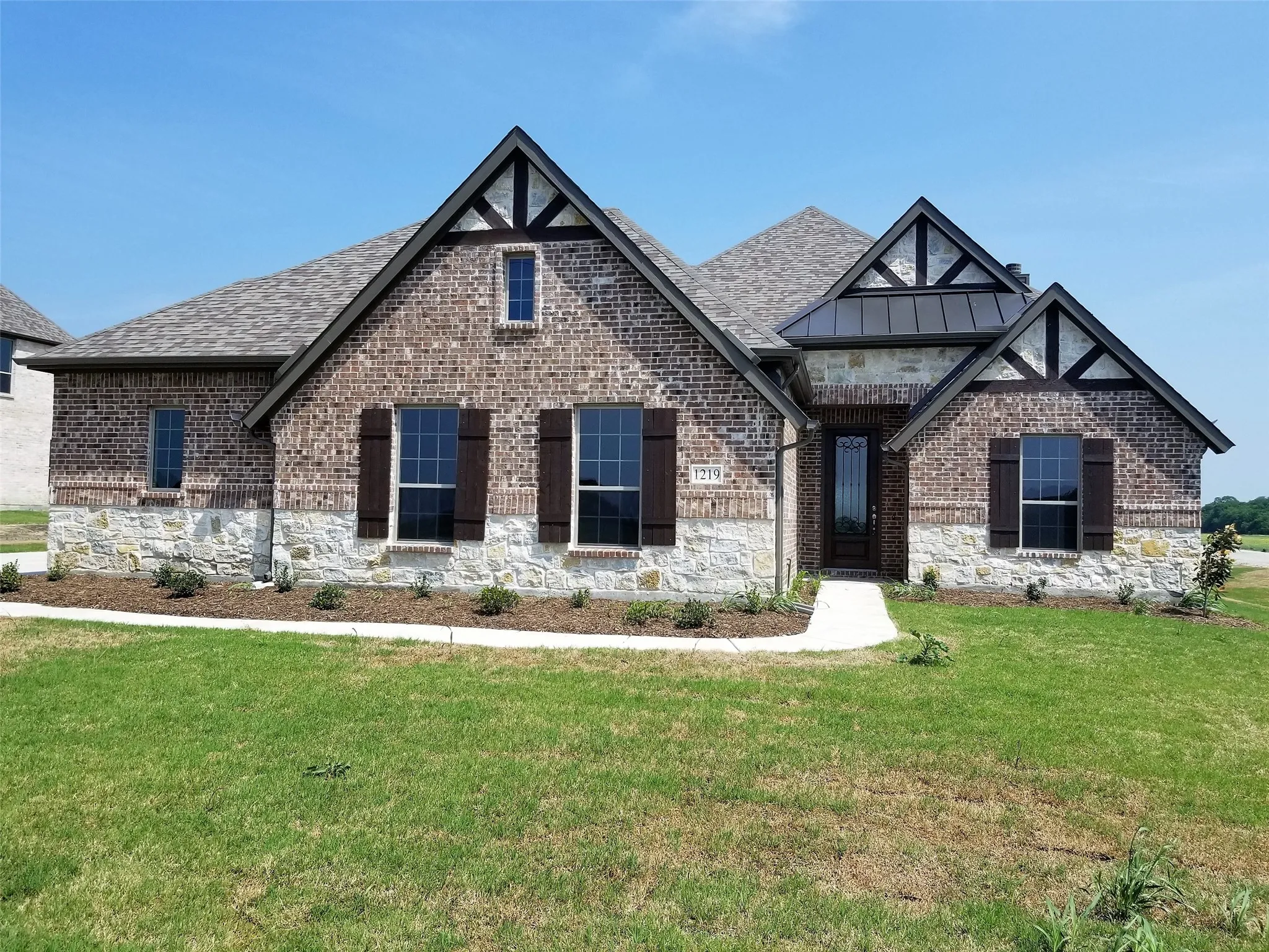 Single Family Residence For Sale in Grayson County , 397 Willie's Court, Whitesboro, Texas 76273, 4 Bedroom, 3 Bathroom, 6 Garage spaces, 2,843 Sqft, built in 2027, mls#21403242, Real Estate Agent in Whitesboro, Homes For Sale in Grayson county, Homes For Sale in Whitesboro, Realtor in Whitesboro Texas, Real Estate Brokerage Independent Realty Texas, Luminita Cordes Realtor