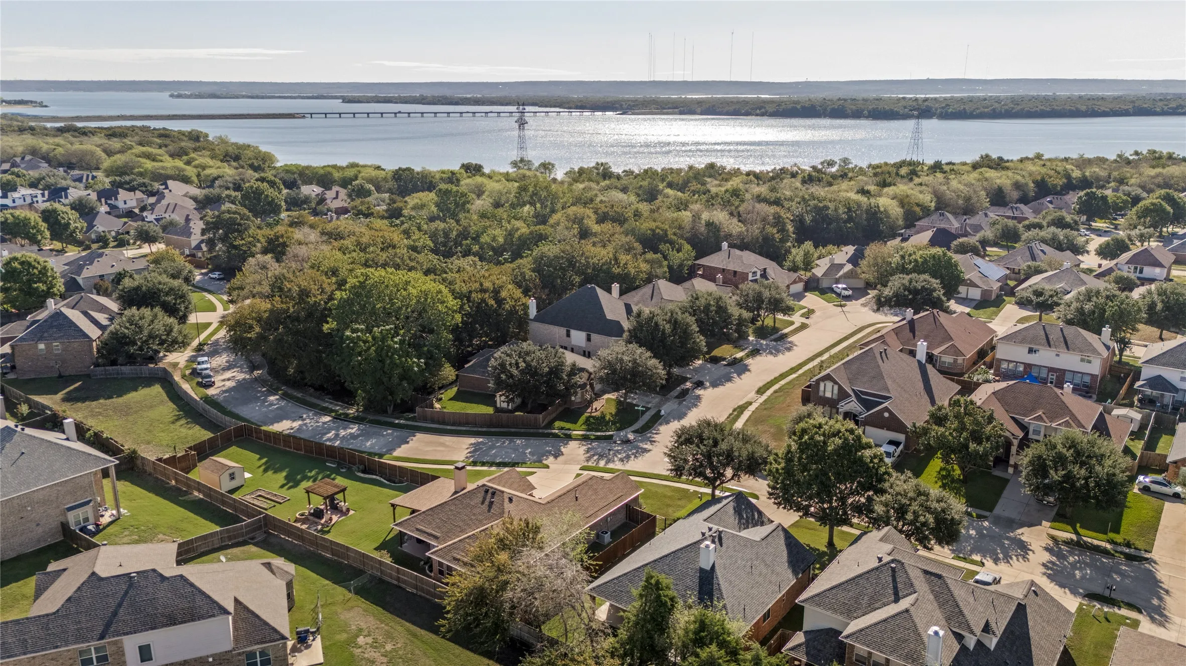 Single Family Residence For Sale in Tarrant County , 5816 Windy Meadow Lane, Grand Prairie, Texas 75052, 3 Bedroom, 2 Bathroom, 2 Garage spaces, 1,865 Sqft, built in 2005, mls#21399741, Real Estate Agent in Grand Prairie, Homes For Sale in Tarrant county, Homes For Sale in Grand Prairie, Realtor in Grand Prairie Texas, Real Estate Brokerage Independent Realty Texas, Luminita Cordes Realtor
