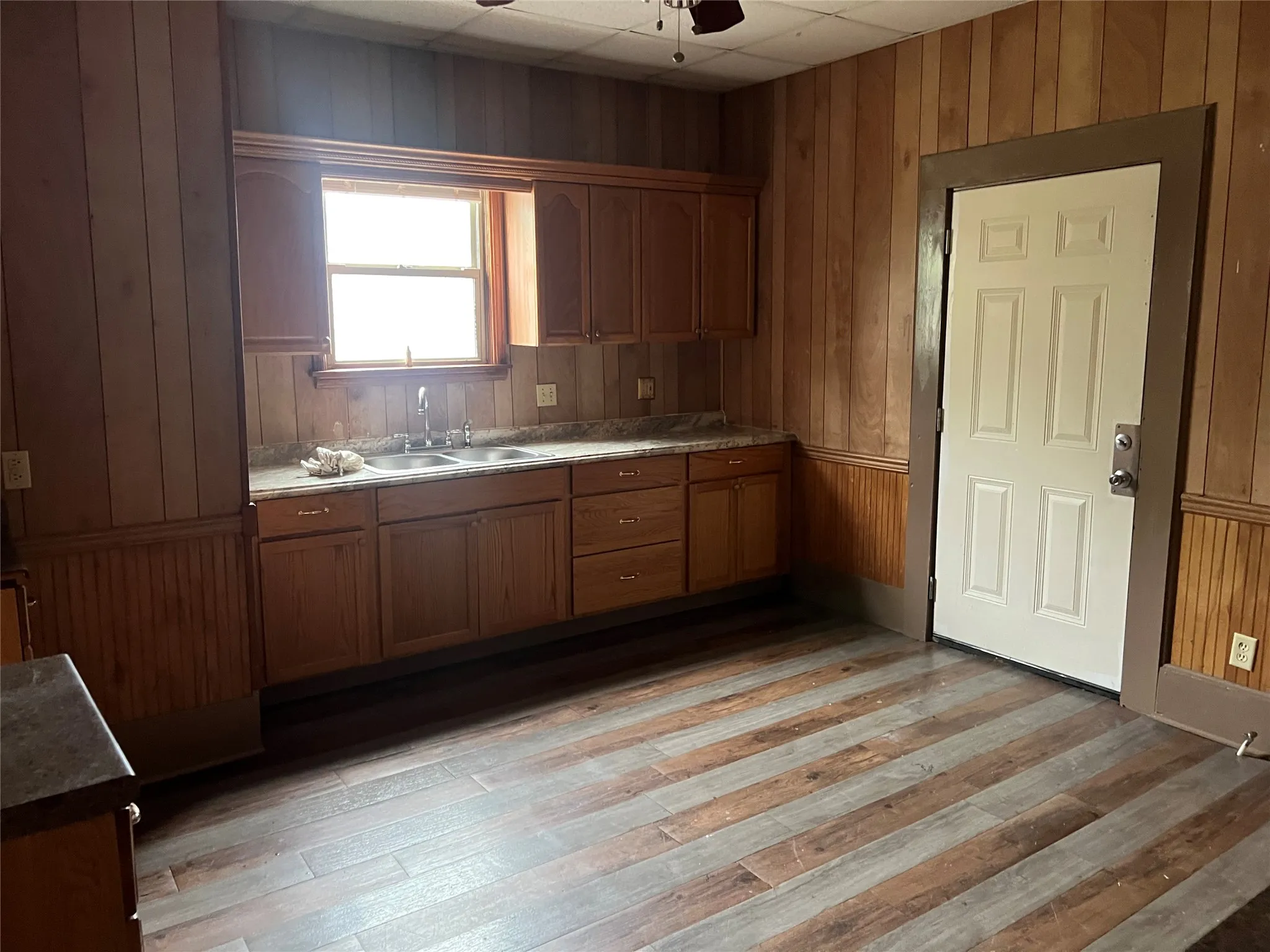 Single Family Residence For Sale in Mc Lennan County , 505 cowan, Mart, Texas 76664, 2 Bedroom, 1 Bathroom, Garage spaces, 1,319 Sqft, built in 1993, mls#21403244, Real Estate Agent in Mart, Homes For Sale in Mc Lennan county, Homes For Sale in Mart, Realtor in Mart Texas, Real Estate Brokerage Independent Realty Texas, Luminita Cordes Realtor