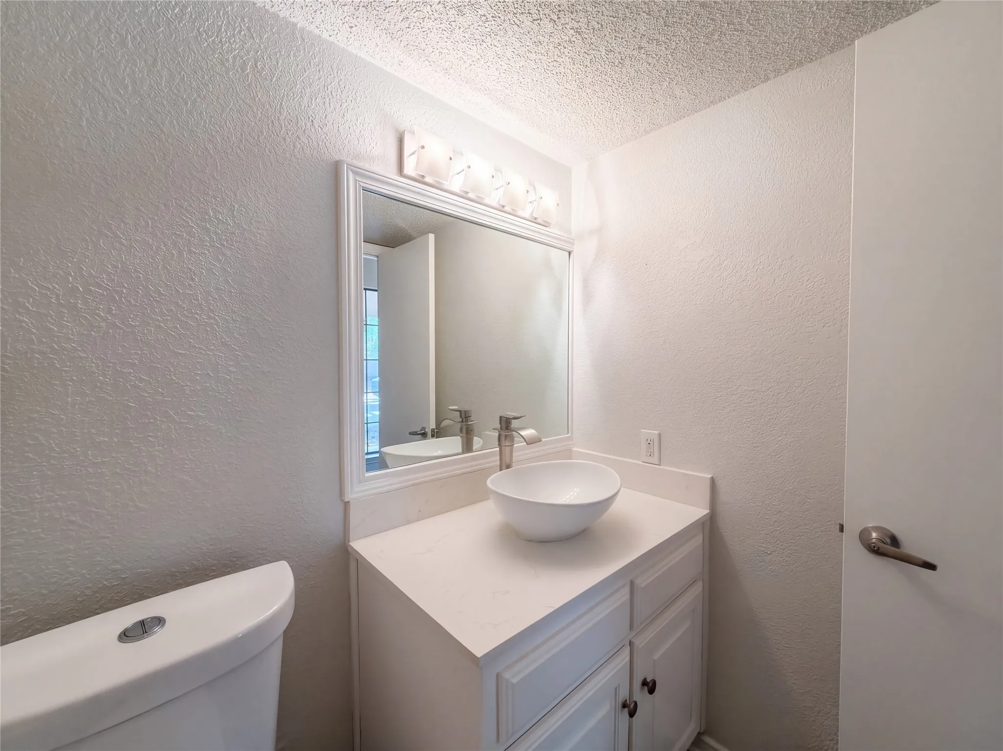 Single Family Residence For Sale in Dallas County , 1015 Astaire Avenue, Duncanville, Texas 75137, 4 Bedroom, 3 Bathroom, 2 Garage spaces, 2,158 Sqft, built in 1985, mls#21402544, Real Estate Agent in Duncanville, Homes For Sale in Dallas county, Homes For Sale in Duncanville, Realtor in Duncanville Texas, Real Estate Brokerage Independent Realty Texas, Luminita Cordes Realtor