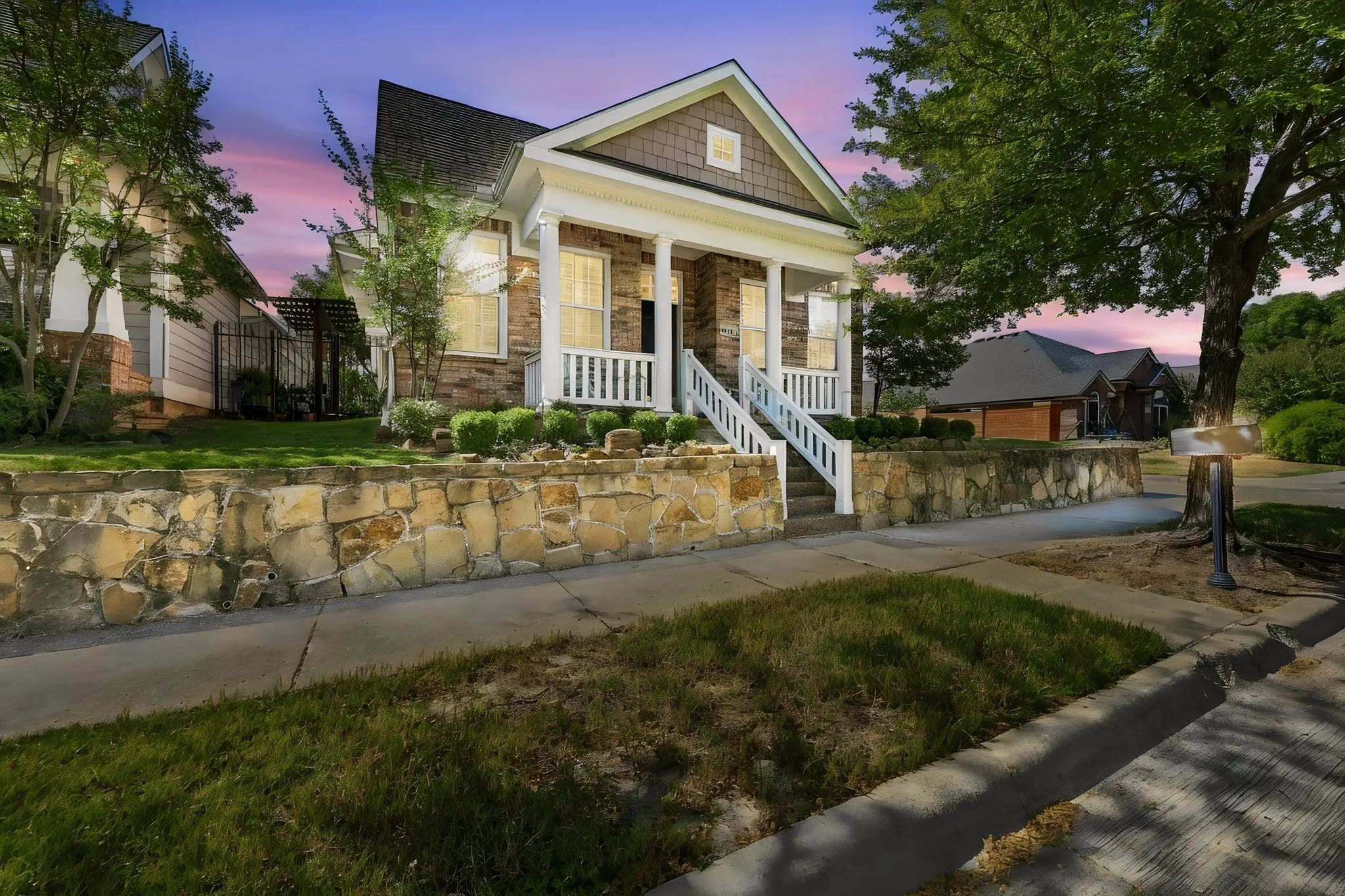 Single Family Residence For Sale in Tarrant County , 6033 Roaring Springs Drive, North Richland Hills, Texas 76180, 3 Bedroom, 2 Bathroom, 2 Garage spaces, 1,683 Sqft, built in 2003, mls#21402551, Real Estate Agent in North Richland Hills, Homes For Sale in Tarrant county, Homes For Sale in North Richland Hills, Realtor in North Richland Hills Texas, Real Estate Brokerage Independent Realty Texas, Luminita Cordes Realtor