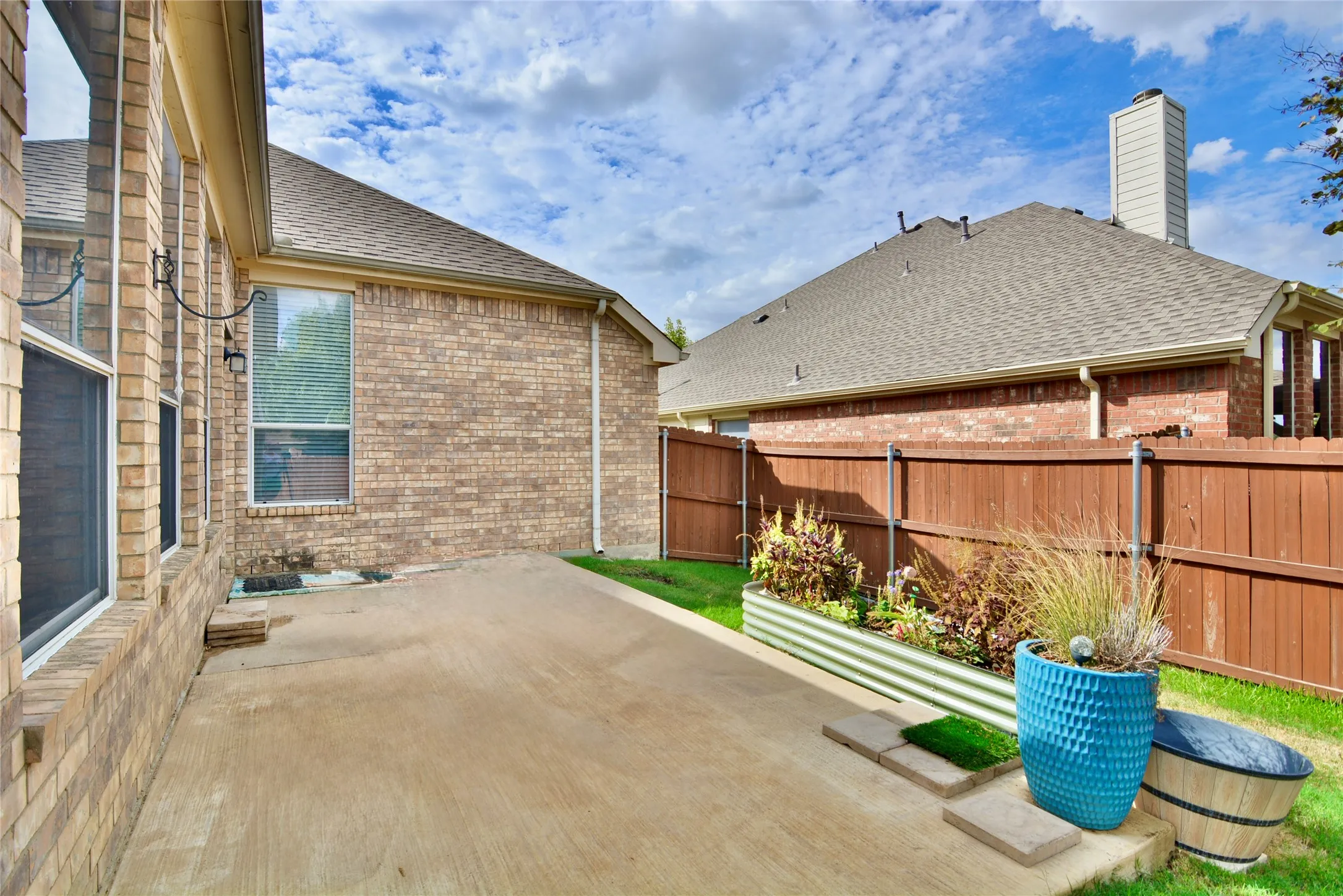 Single Family Residence For Rent in Tarrant County , 12420 Grey Twig Drive, Fort Worth, Texas 76244, 4 Bedroom, 2 Bathroom, 2 Garage spaces, 2,404 Sqft, built in 2006, mls#21402004, Real Estate Agent in Fort Worth, Homes For Rent in Tarrant county, Homes For Rent in Fort Worth, Realtor in Fort Worth Texas, Real Estate Brokerage Independent Realty Texas, Luminita Cordes Realtor